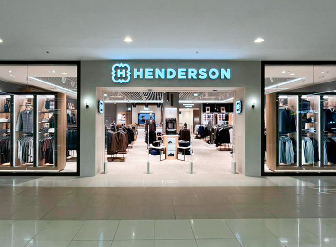 Дом моды HENDERSON открыл салон в новом формате в ТРЦ «Город Лефортово»!