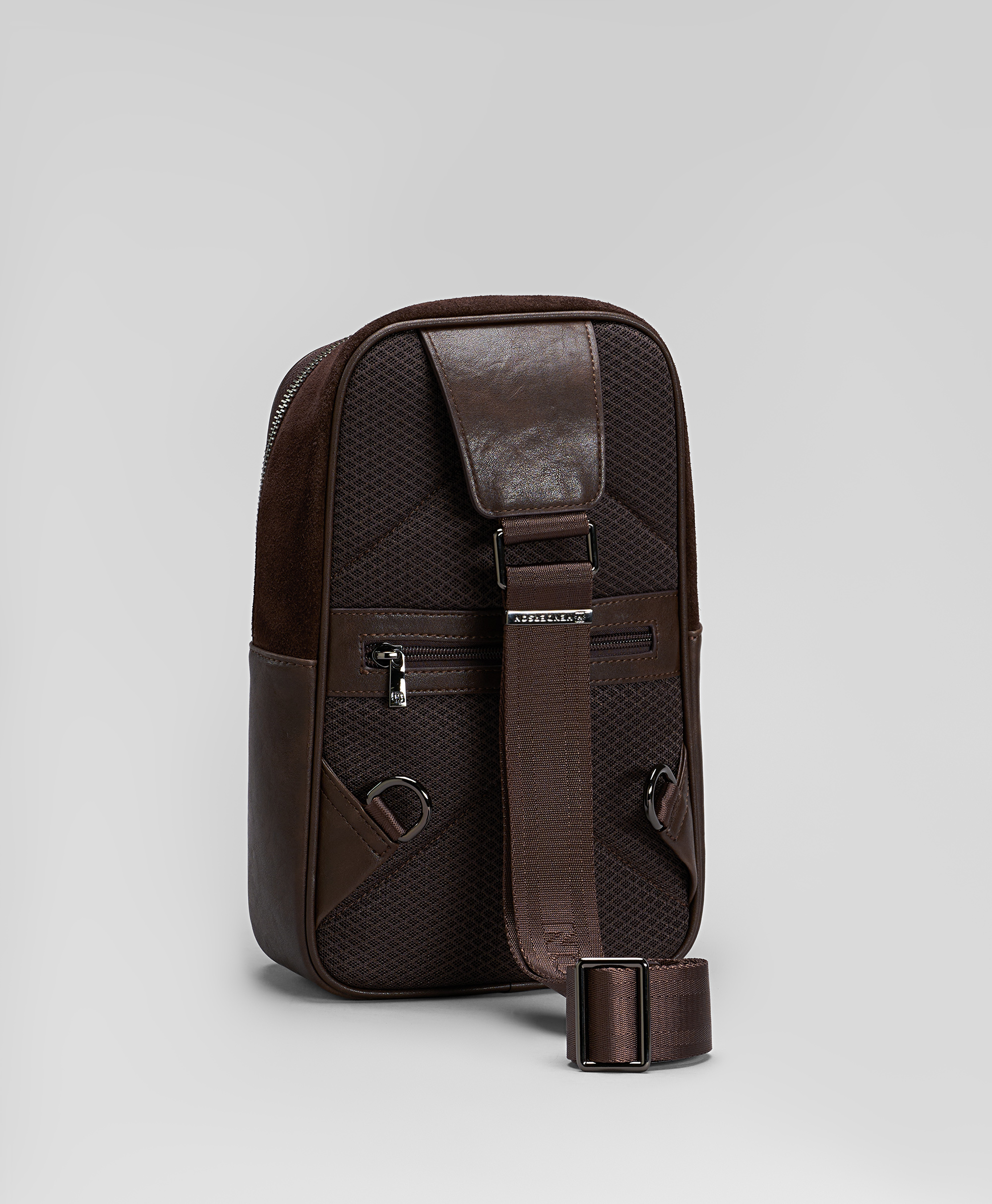 Мессенджер кожаный с RFID-защитой