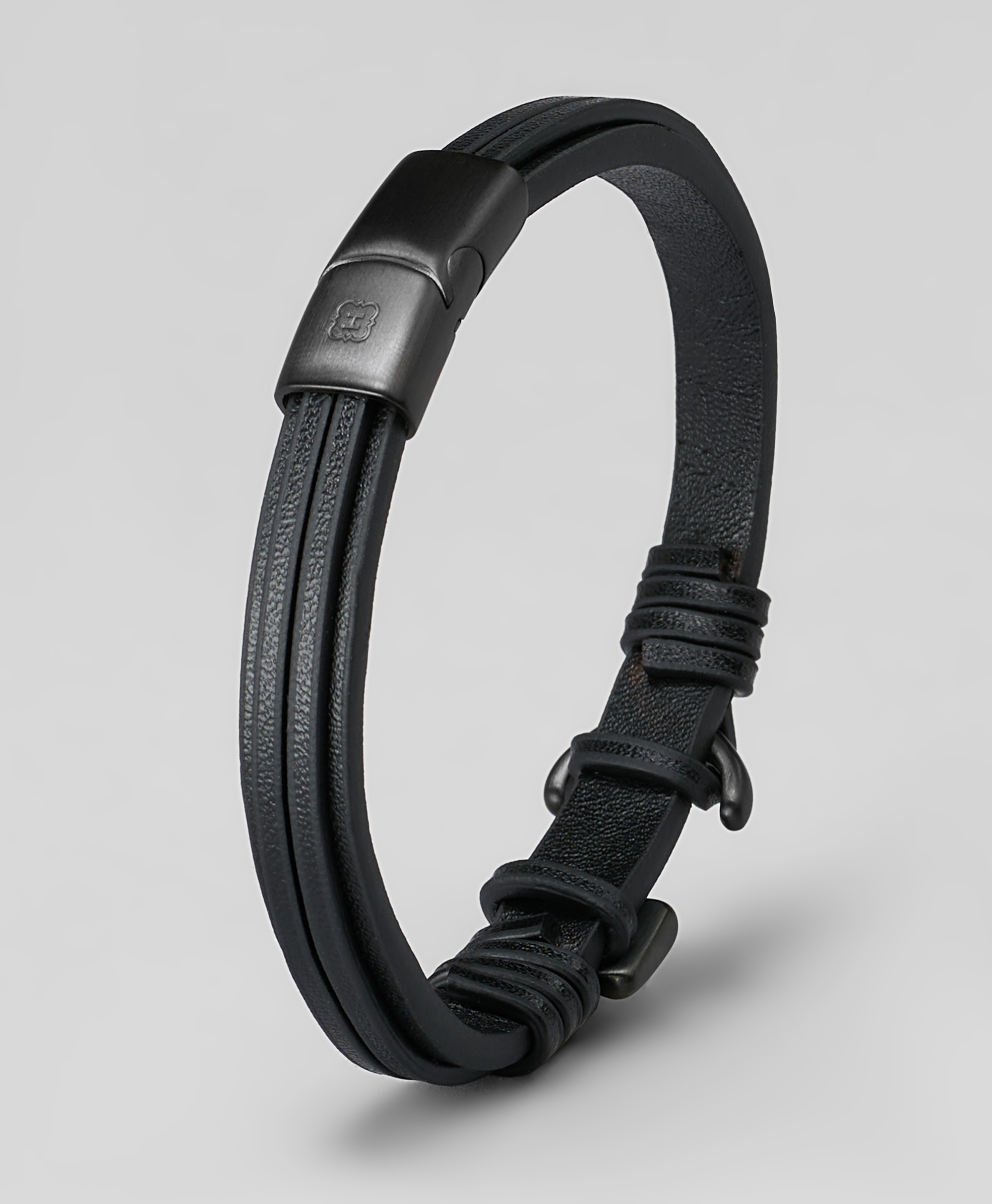 Браслет из натуральной кожи