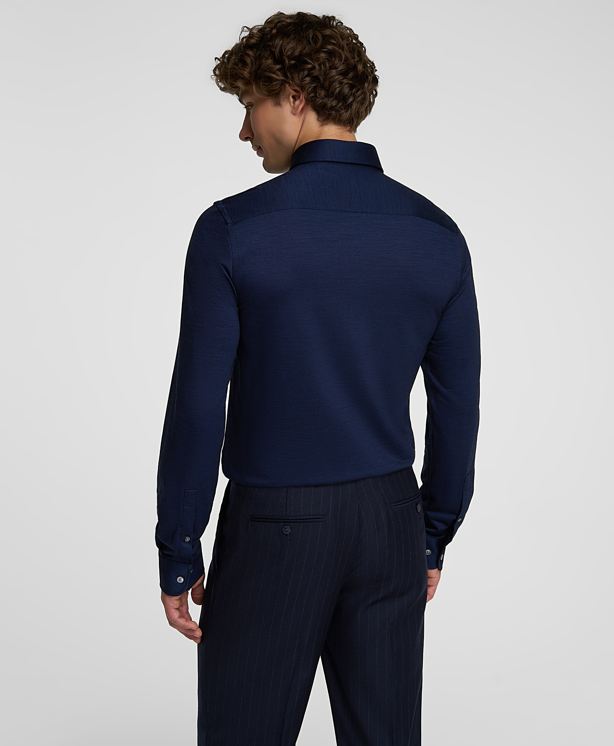 Рубашка трикотажная, полуприлегающий силуэт