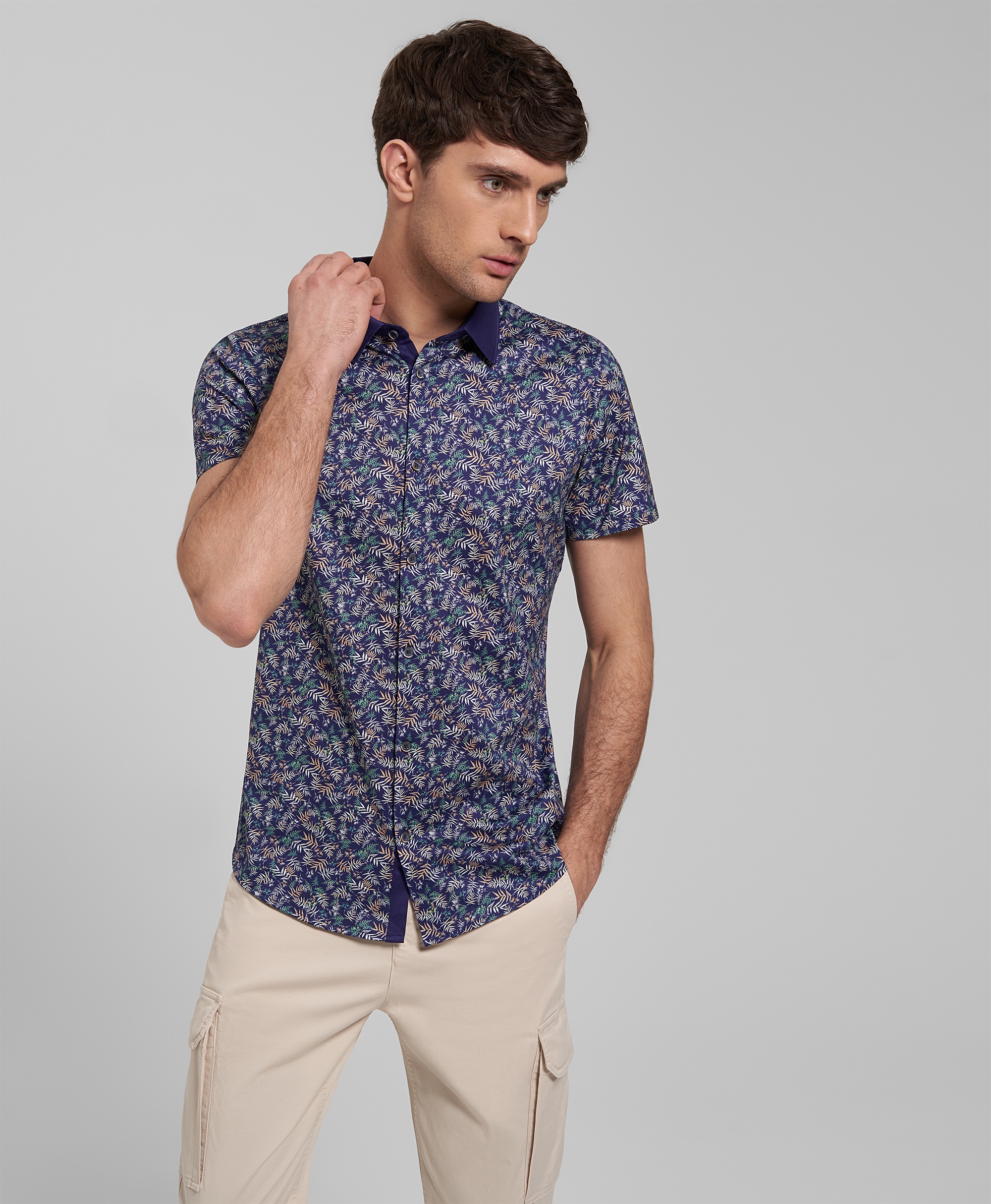 Рубашка трикотажная, полуприлегающий силуэт