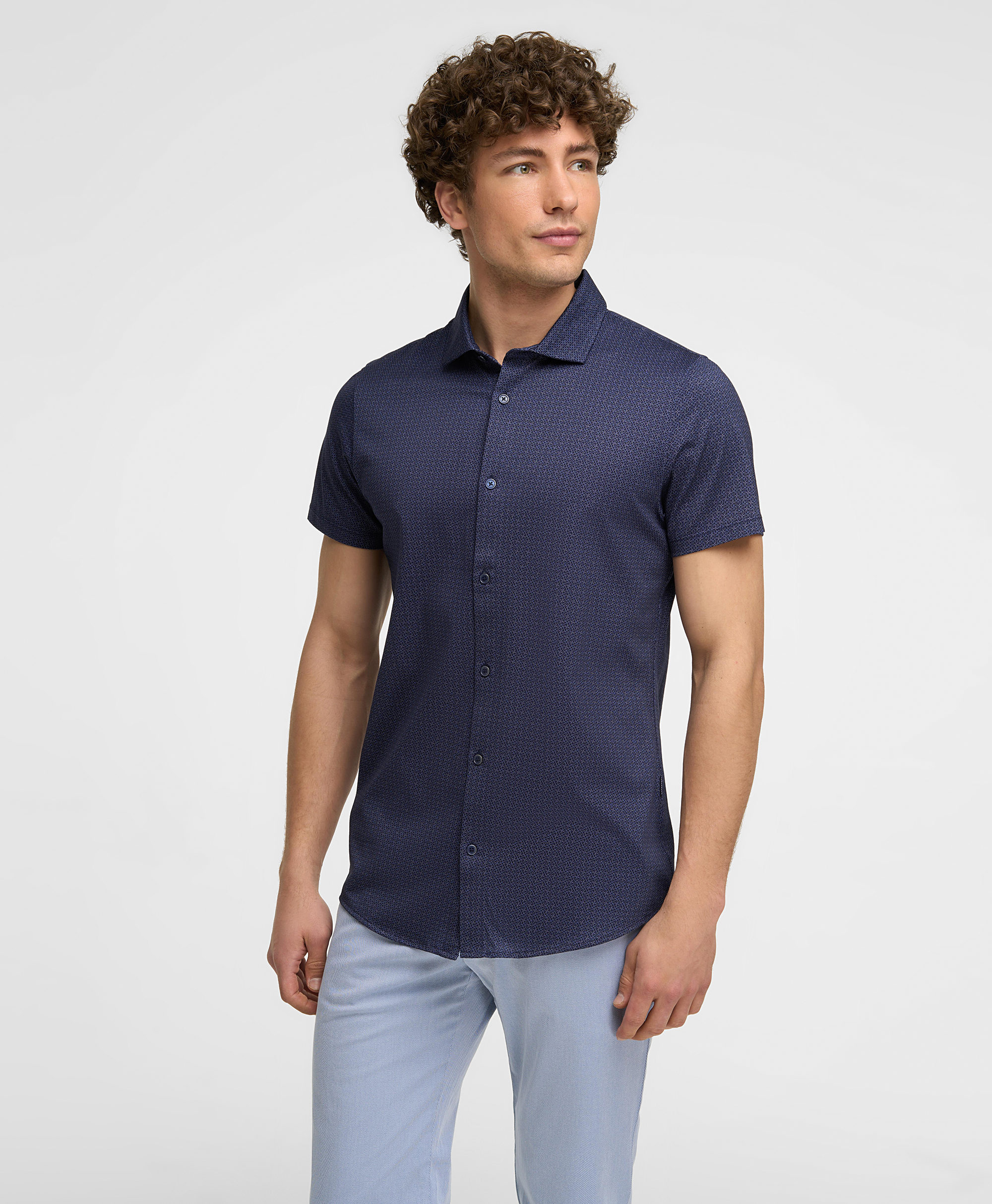 Рубашка трикотажная, полуприлегающий силуэт