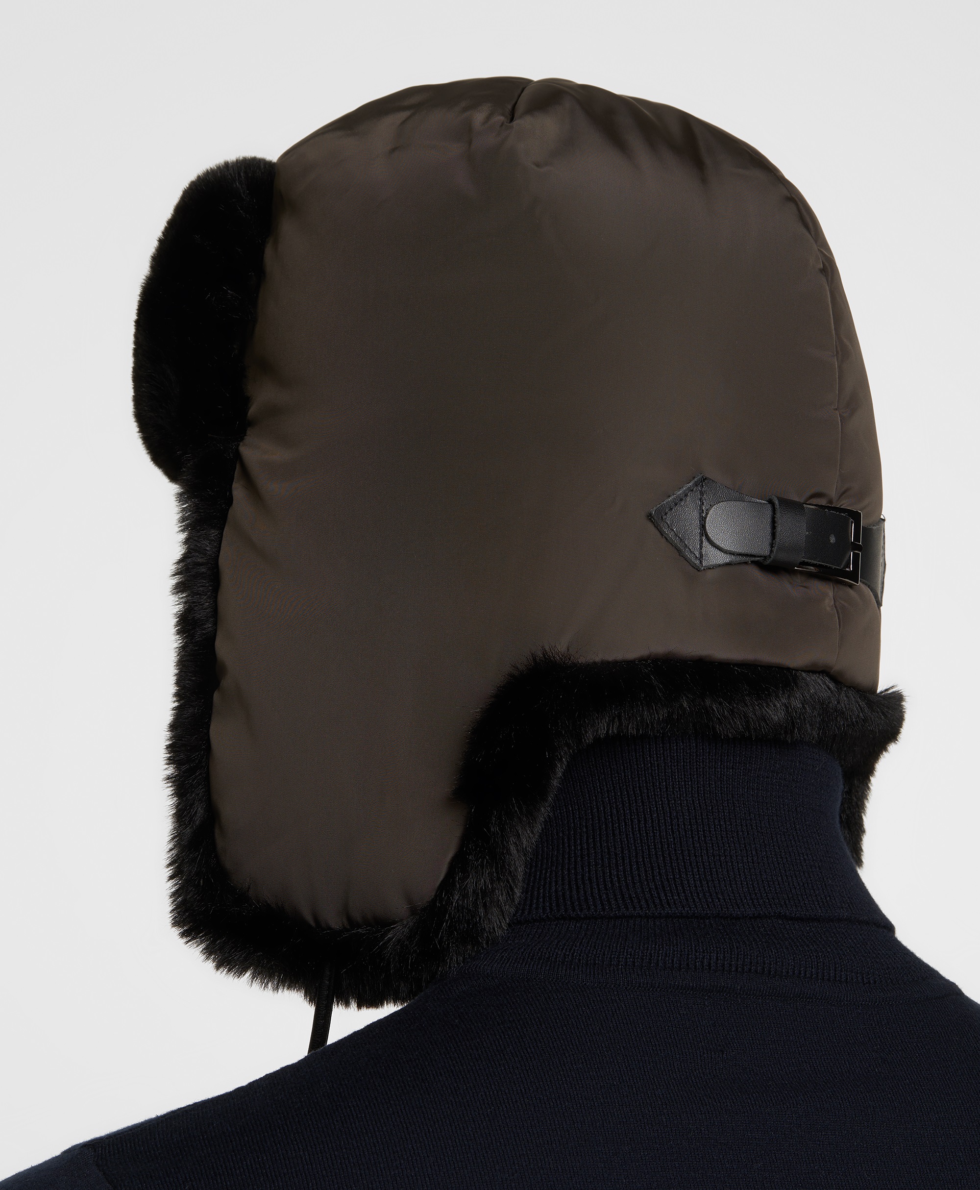 Шапка-ушанка утеплённая