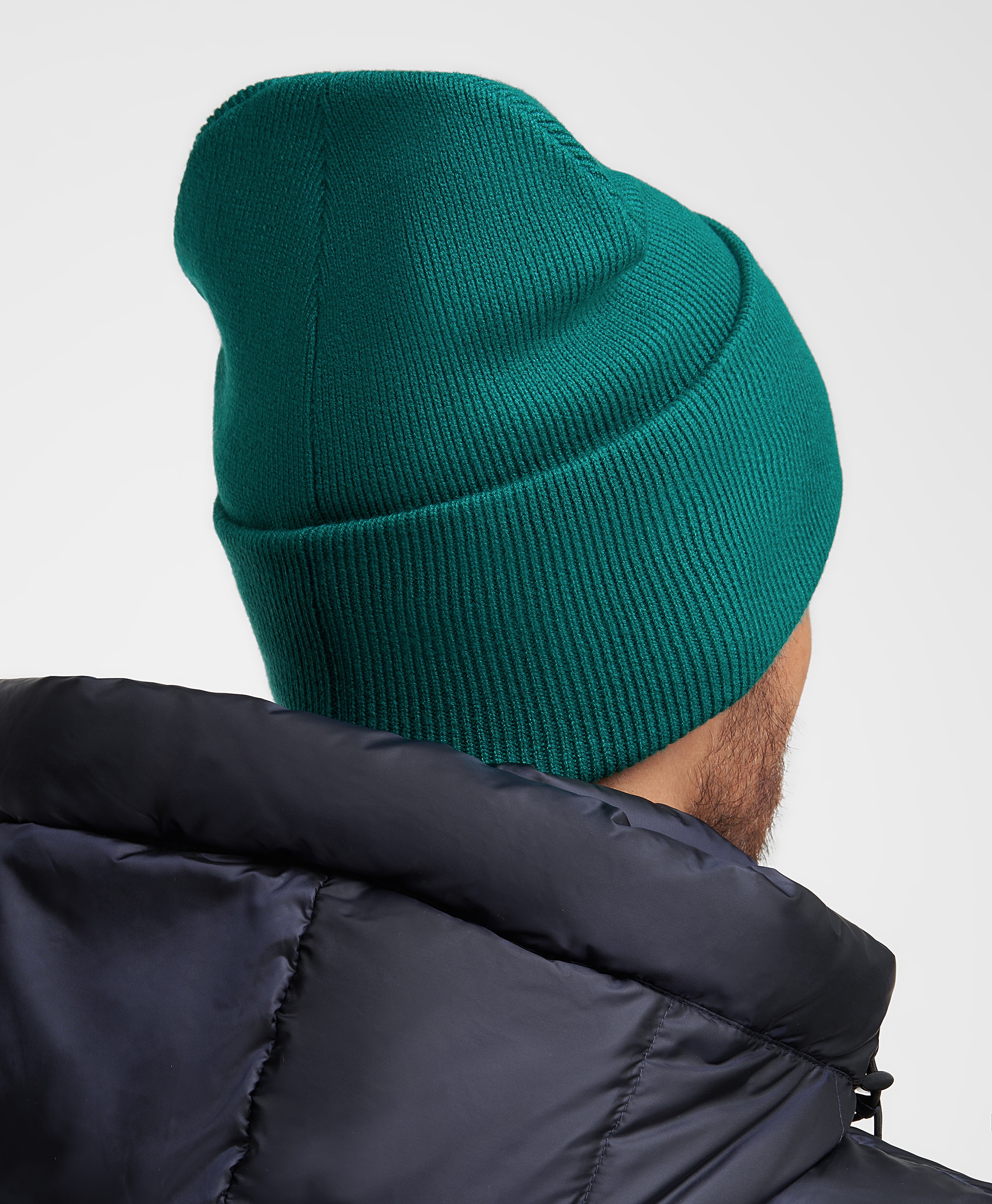 Шапка вязаная