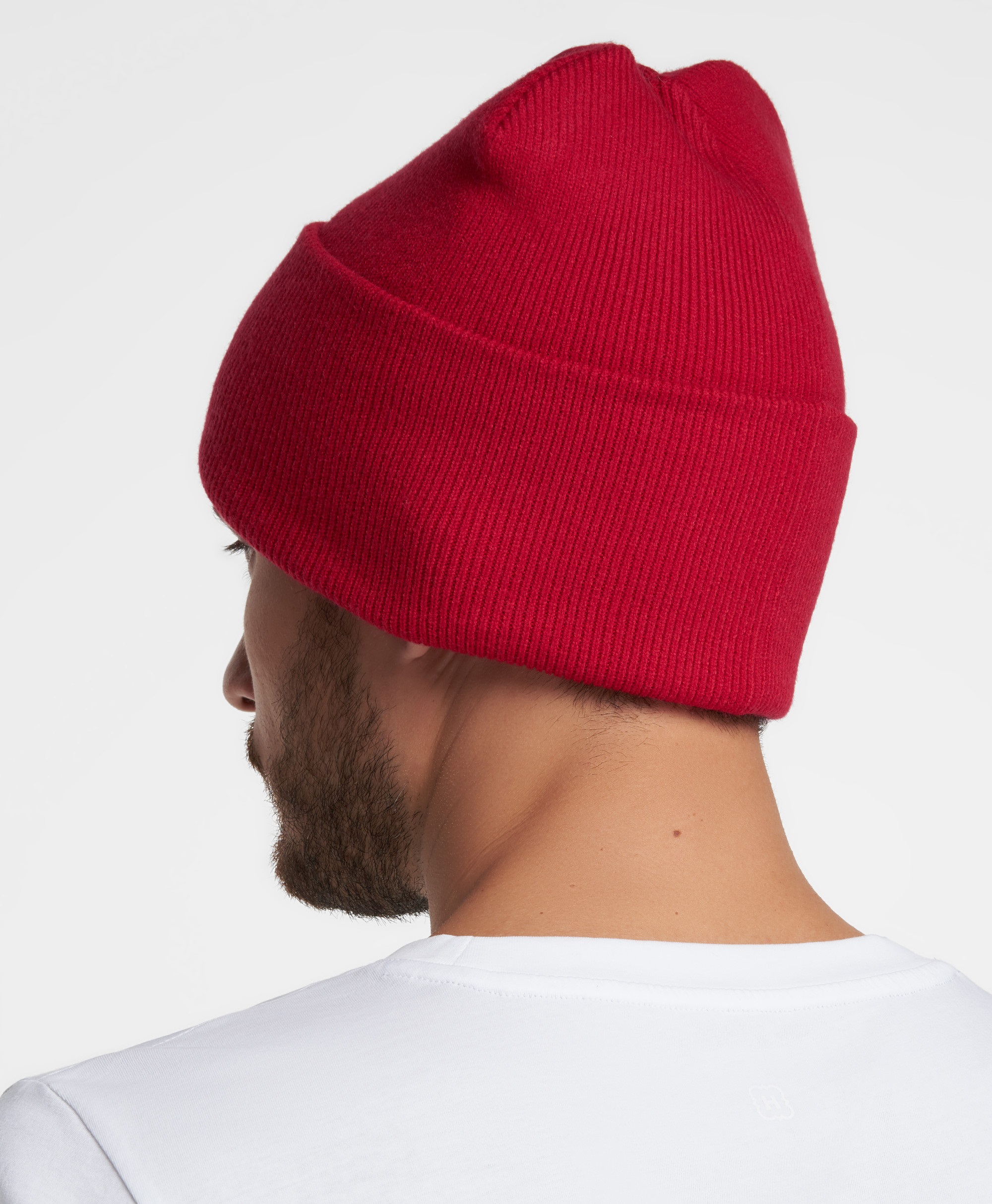 Шапка вязаная