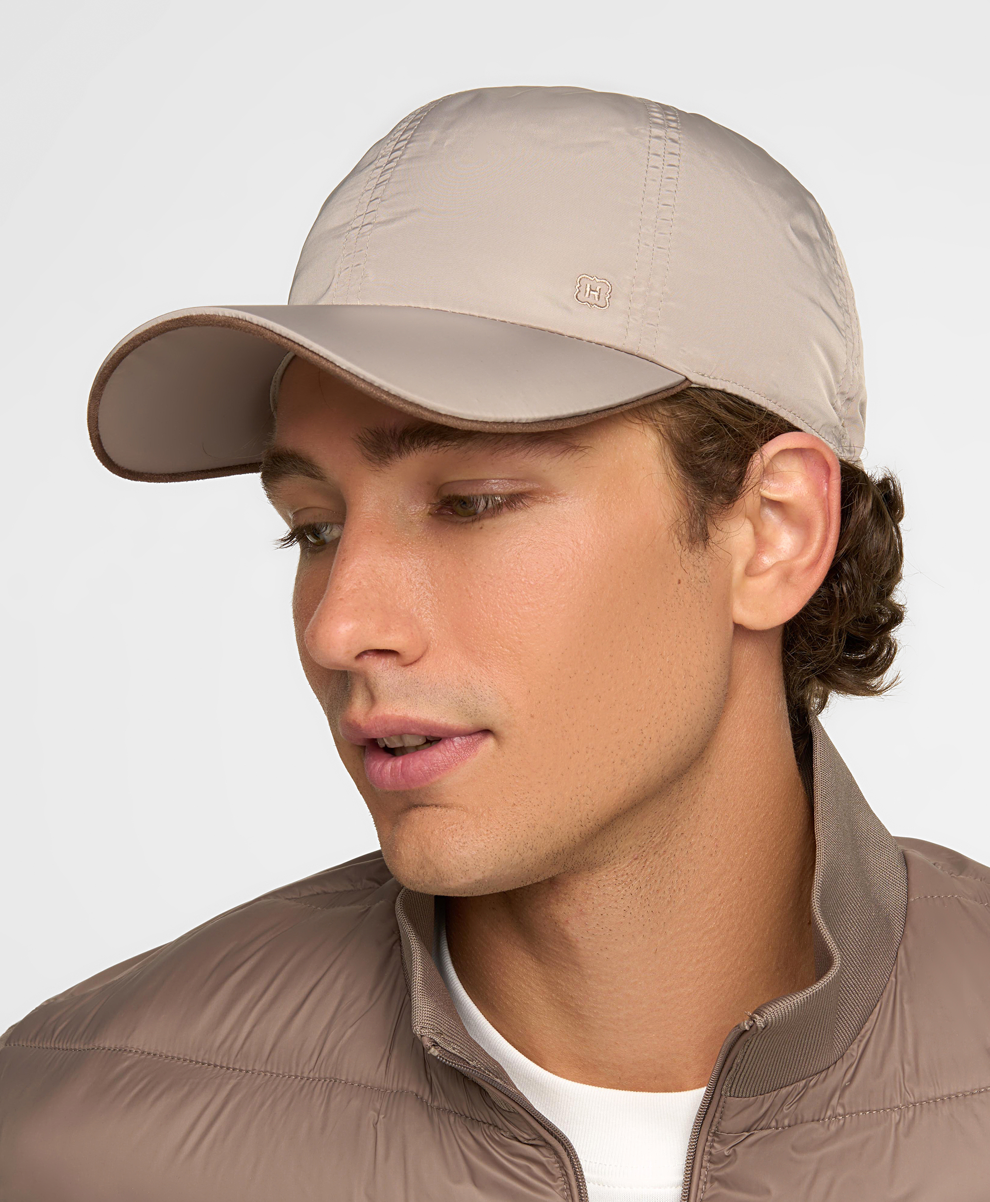 Бейсболка утеплённая с ушками