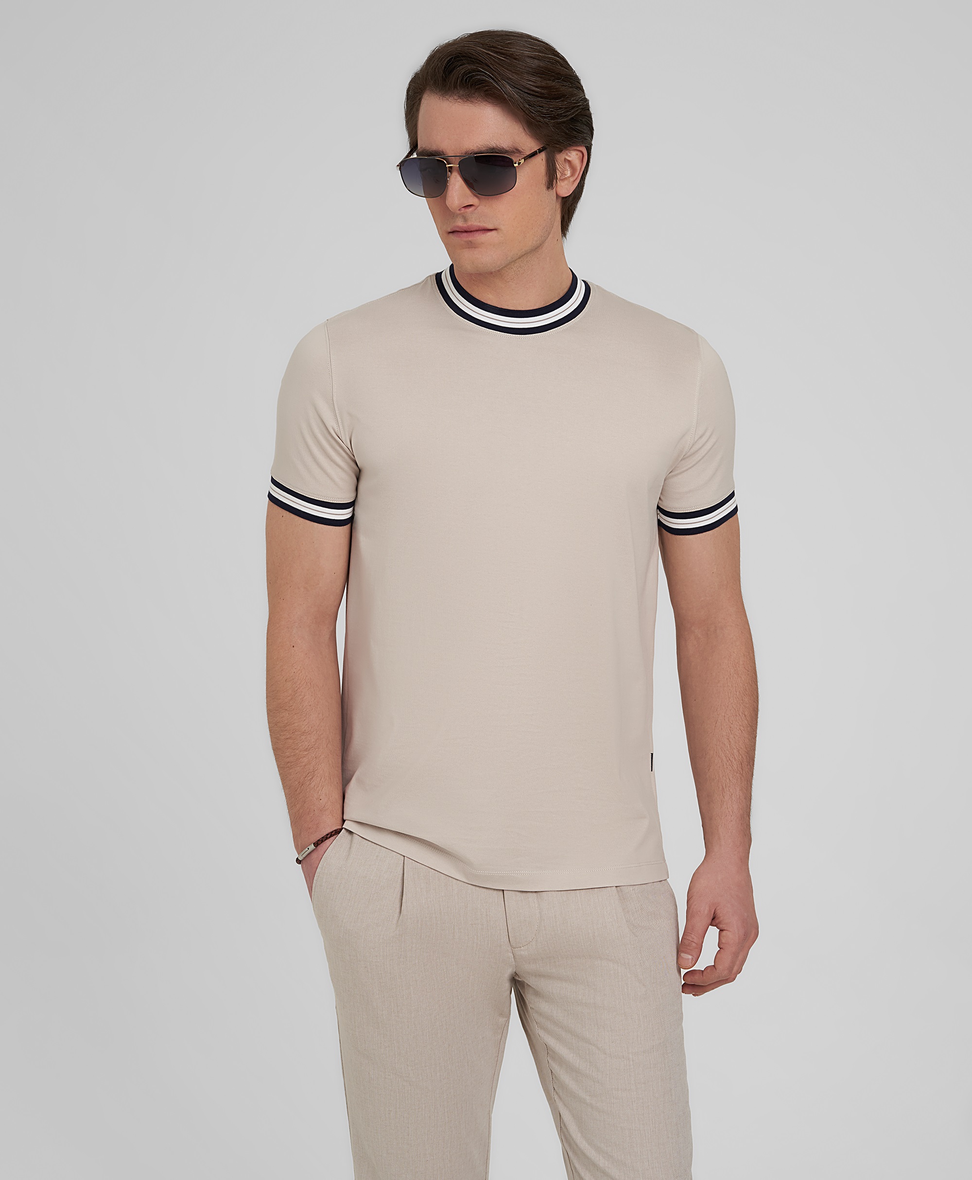 Футболка, прямой силуэт