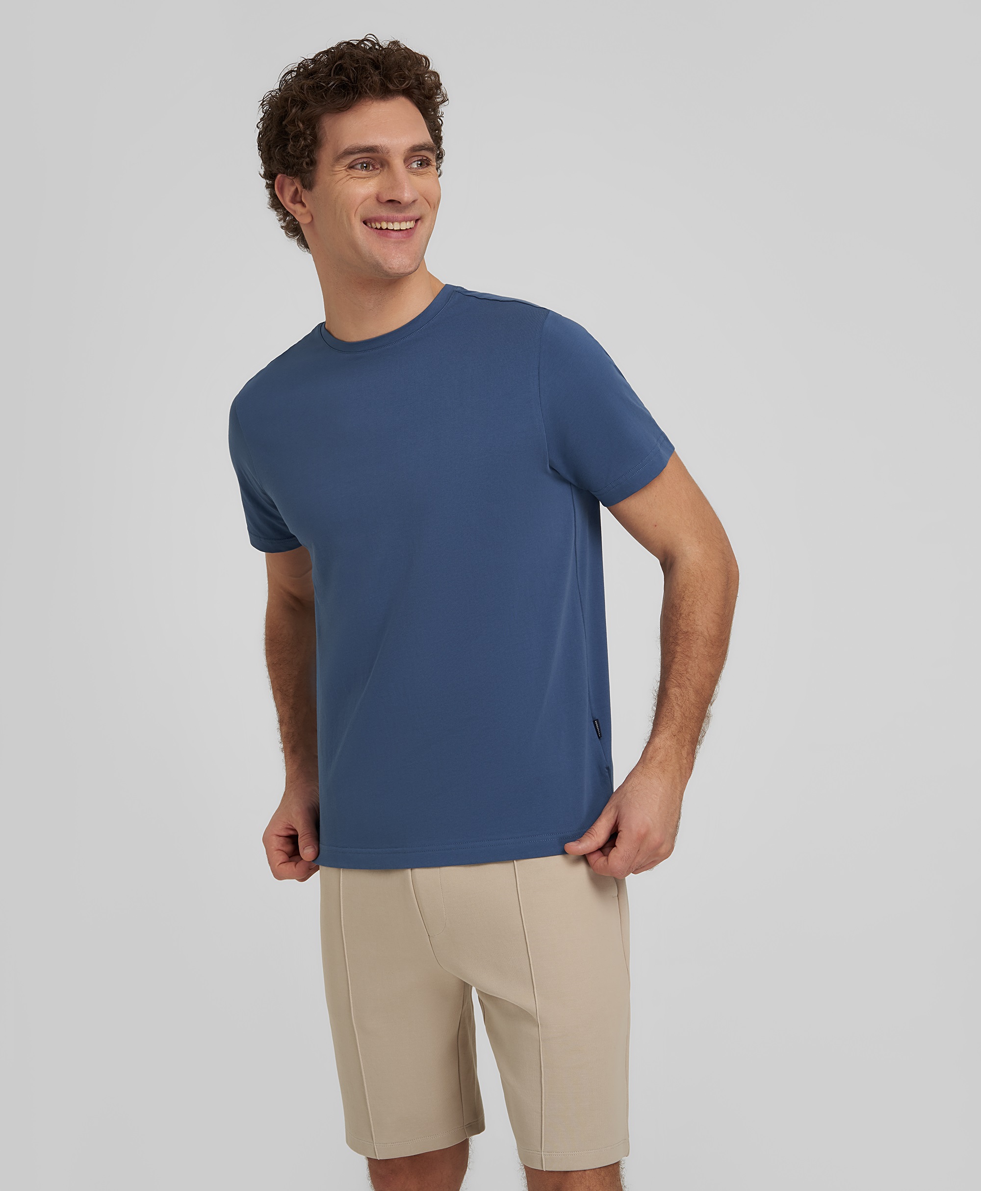 Футболка, прямой силуэт