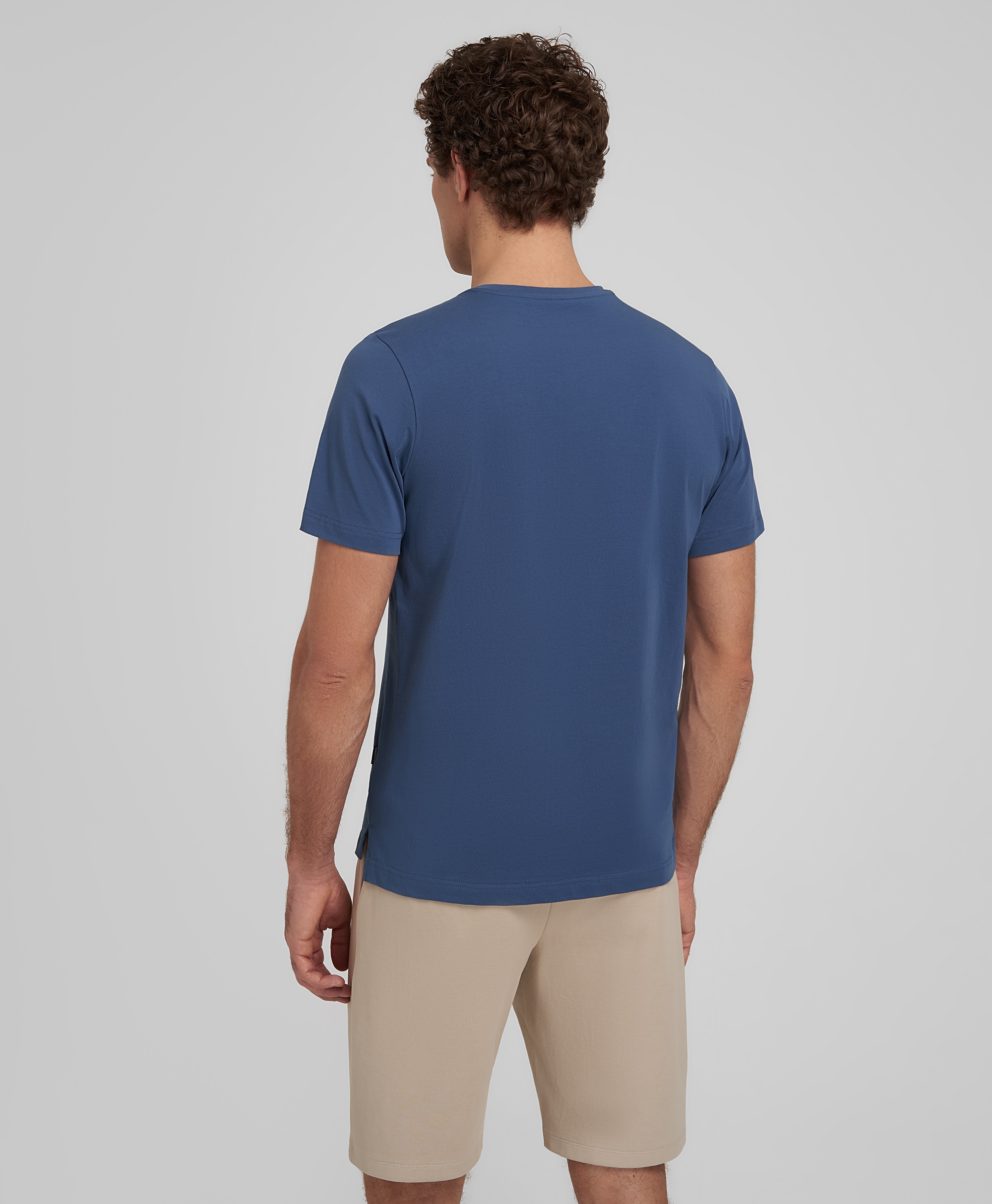 Футболка, прямой силуэт