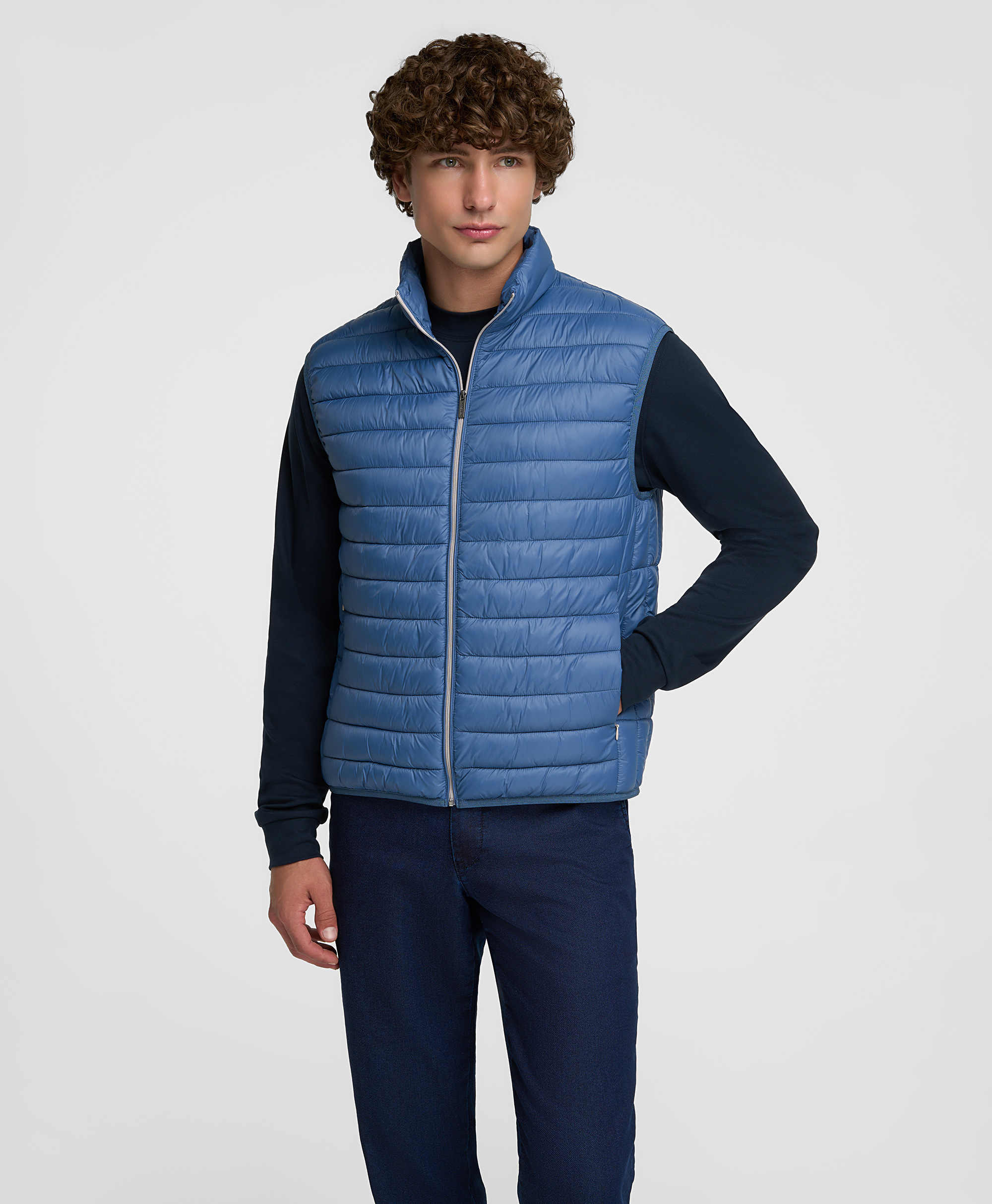 Жилет утеплённый