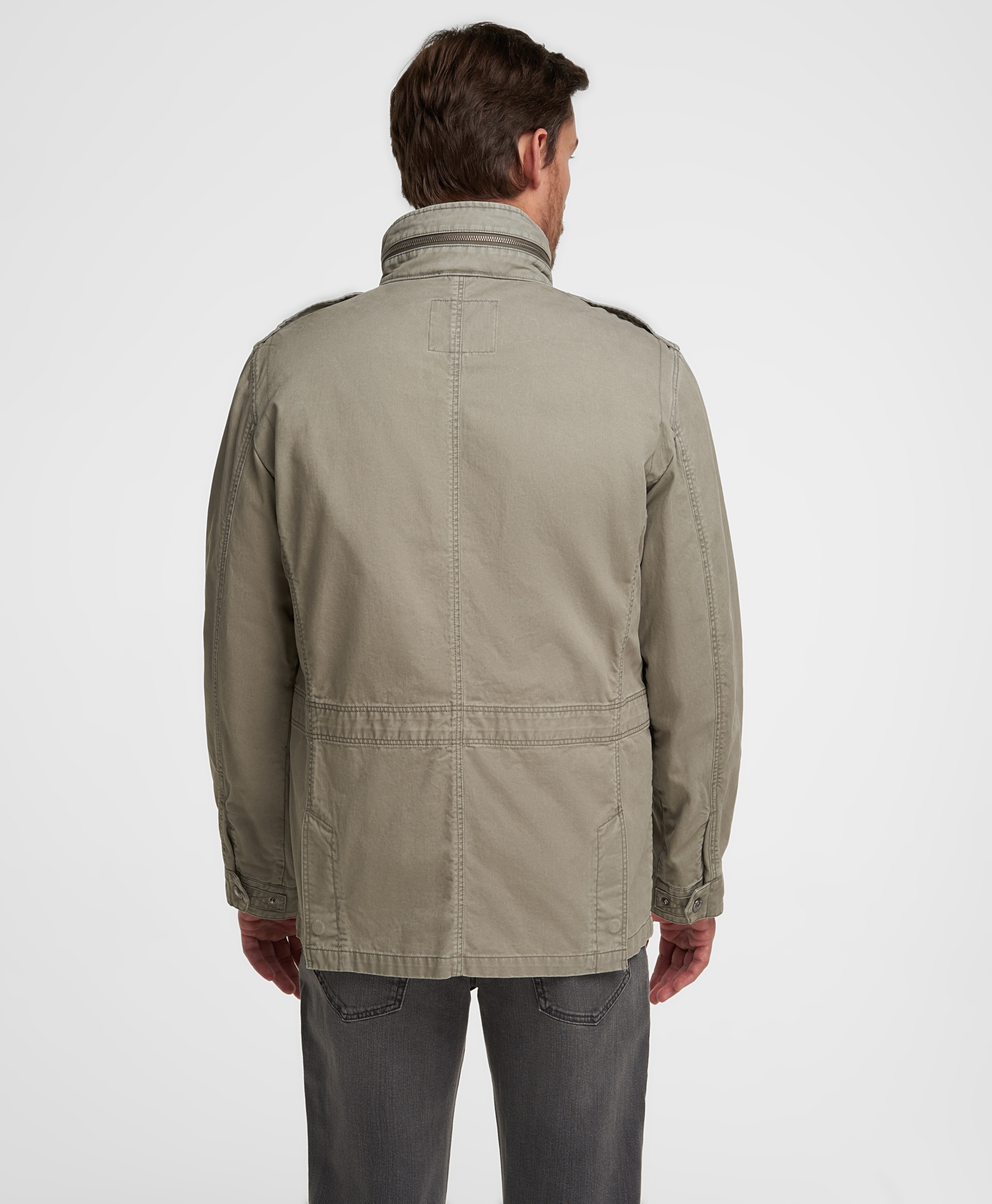 Куртка-ветровка