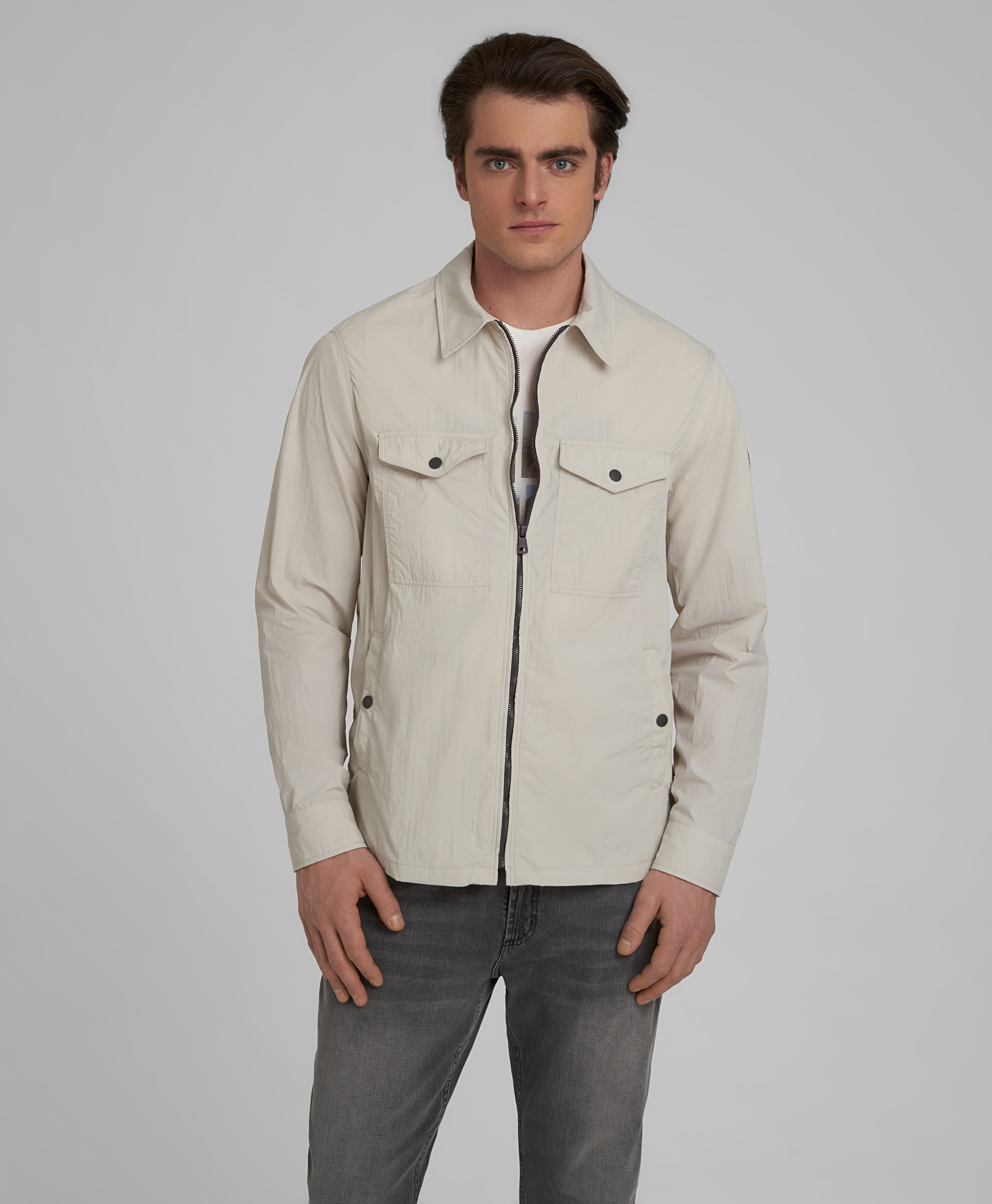 Куртка-ветровка с жатым эффектом