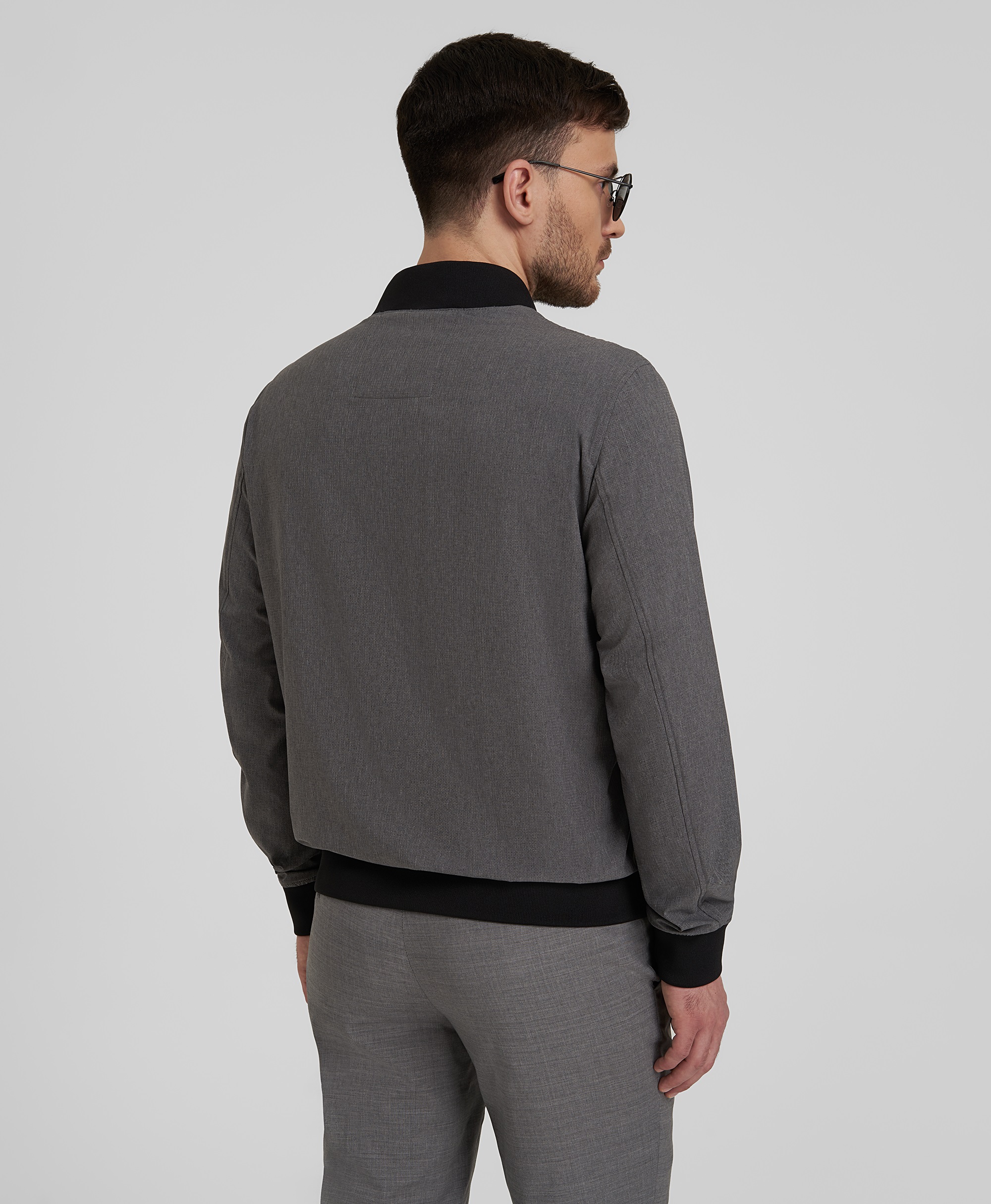 Куртка-бомбер из перфорированной ткани