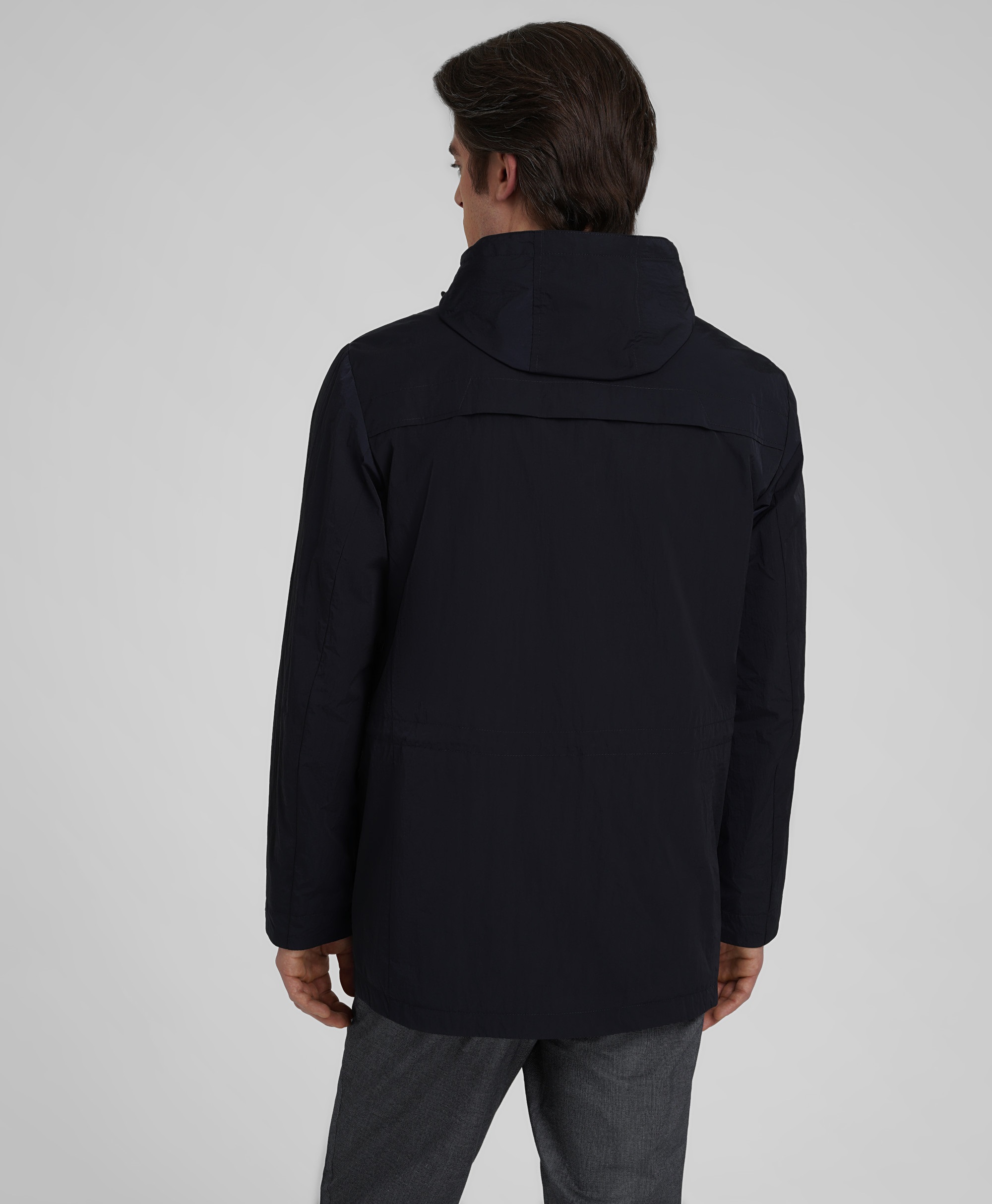 Куртка-ветровка