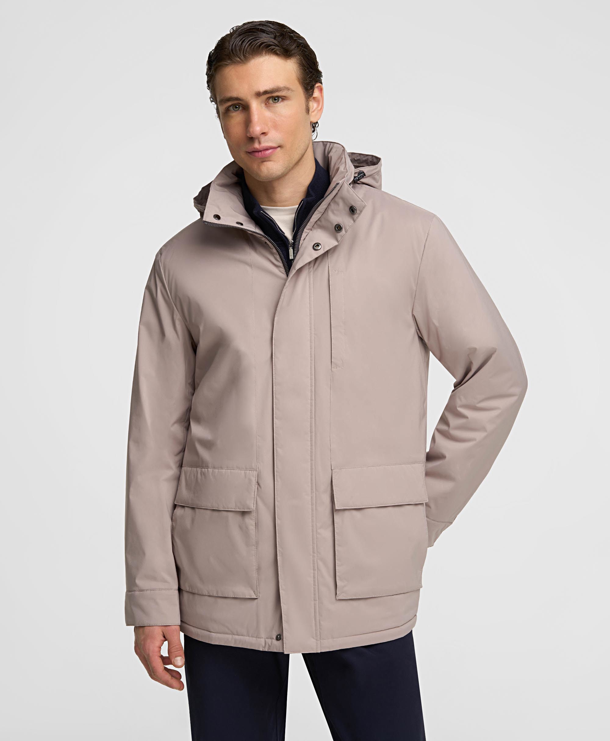 Куртка-ветровка с потайным капюшоном