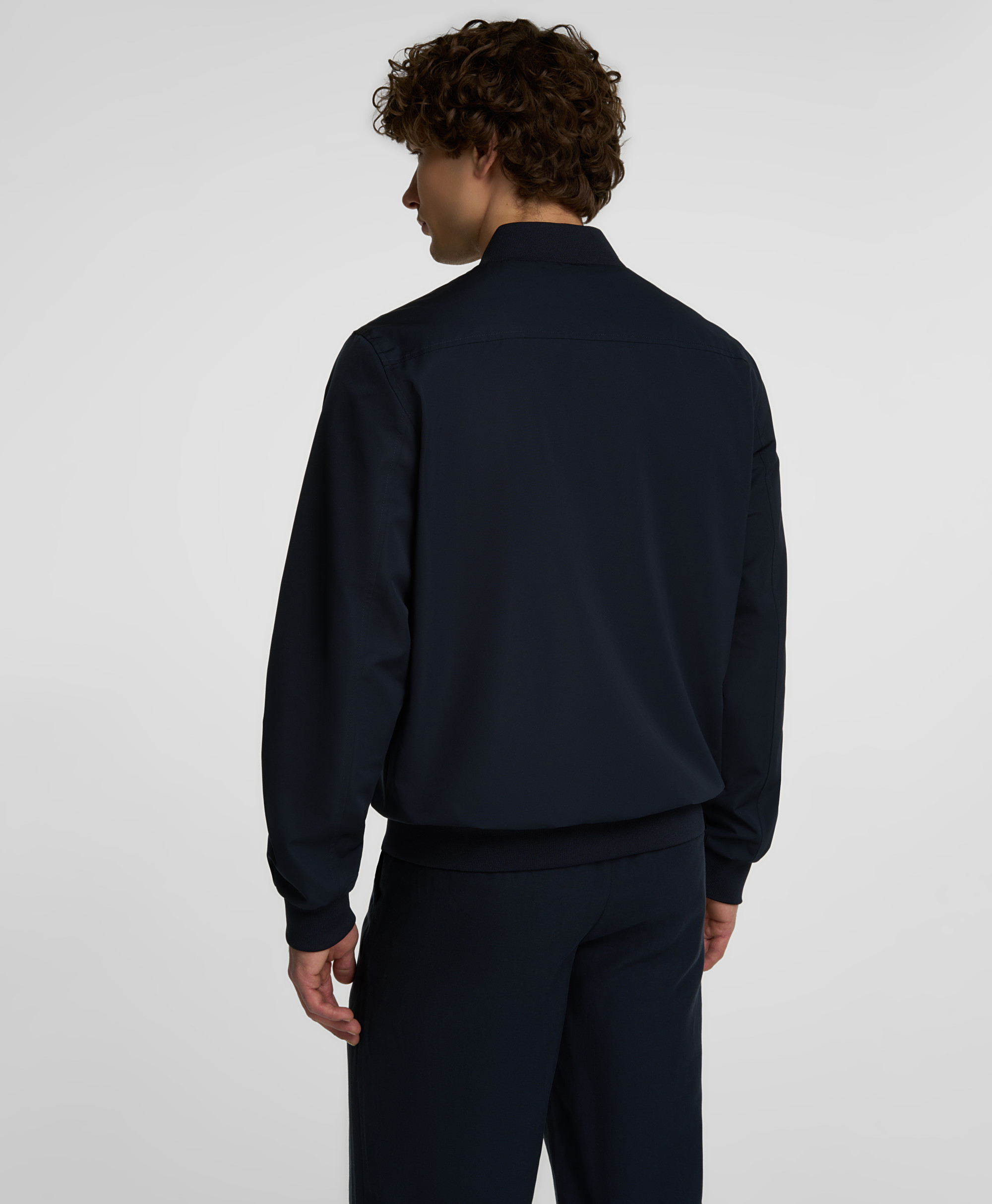 Куртка-бомбер