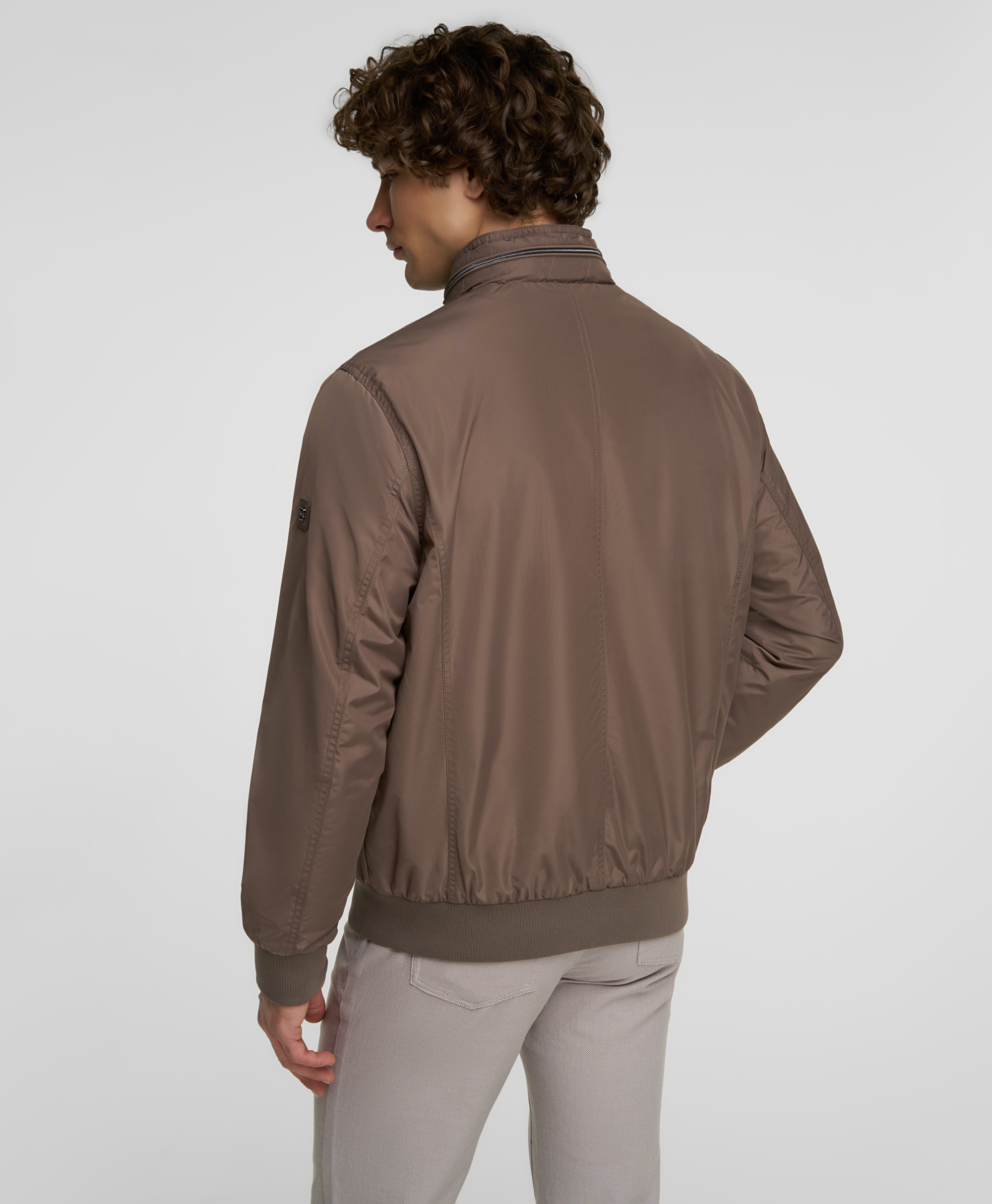 Куртка-бомбер