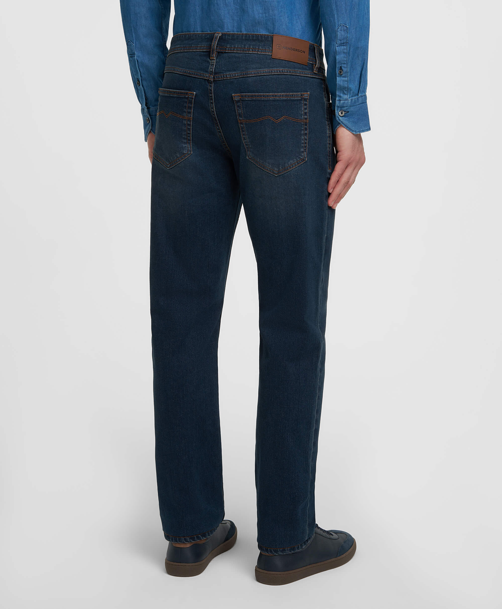 Джинсы 5 карманов, прямой силуэт
