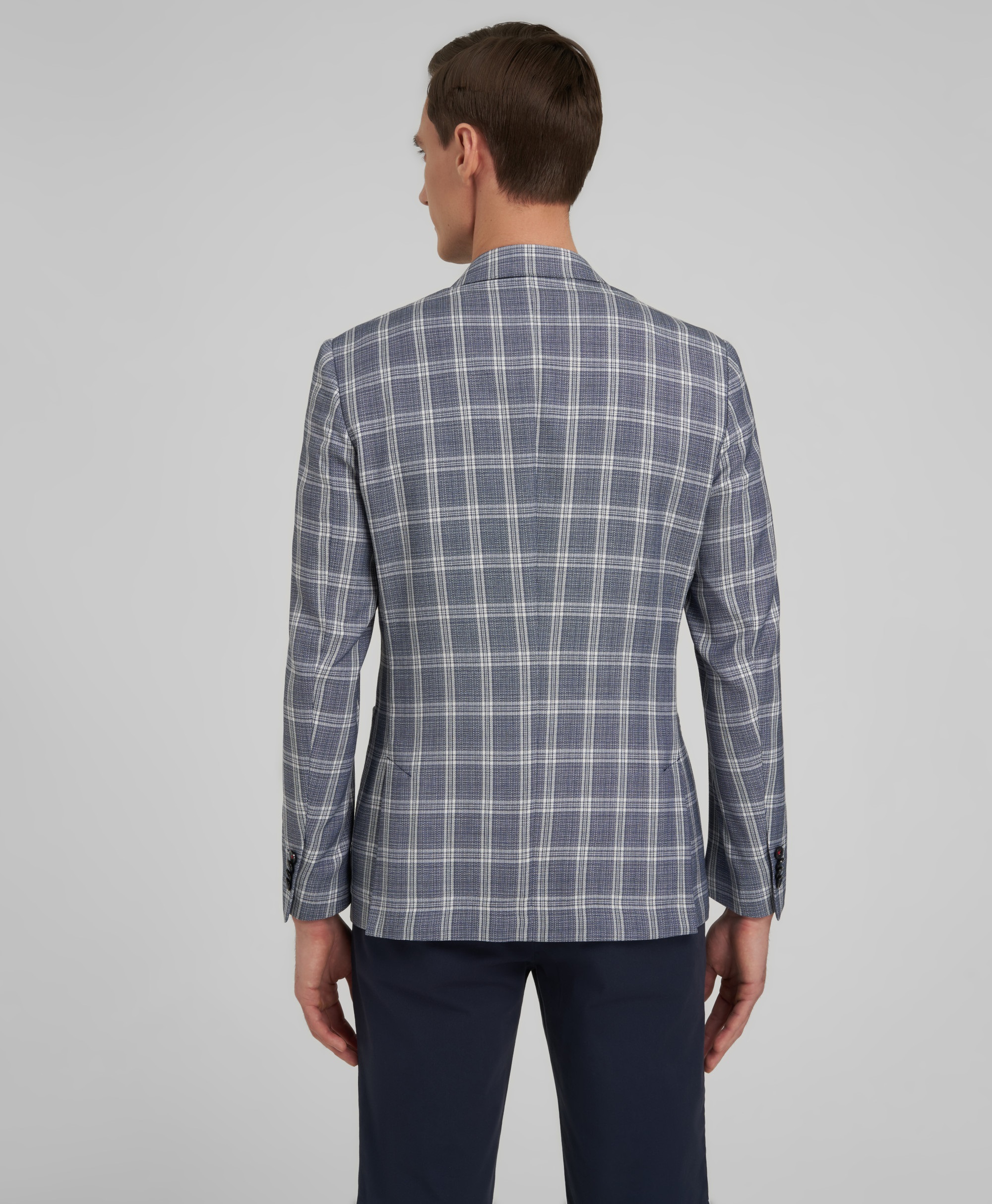 Пиджак из ткани рогожка, прямой силуэт