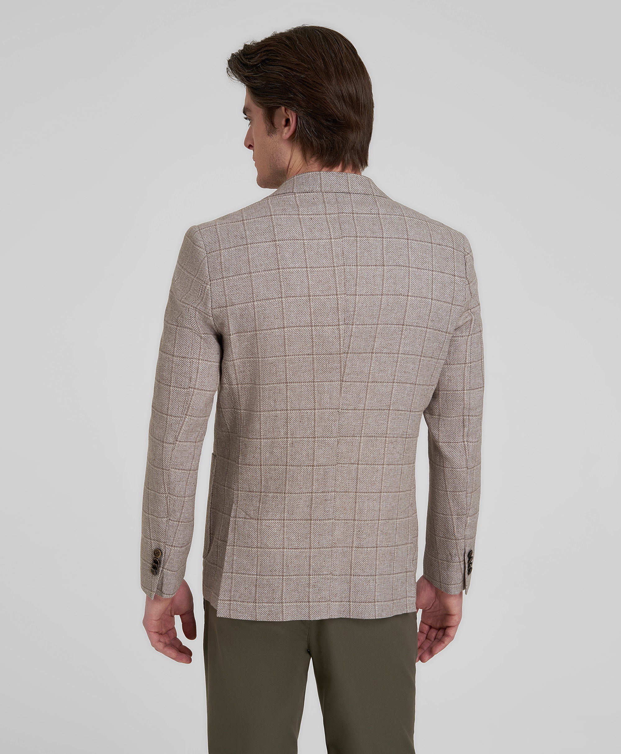 Пиджак из ткани рогожка, прямой силуэт