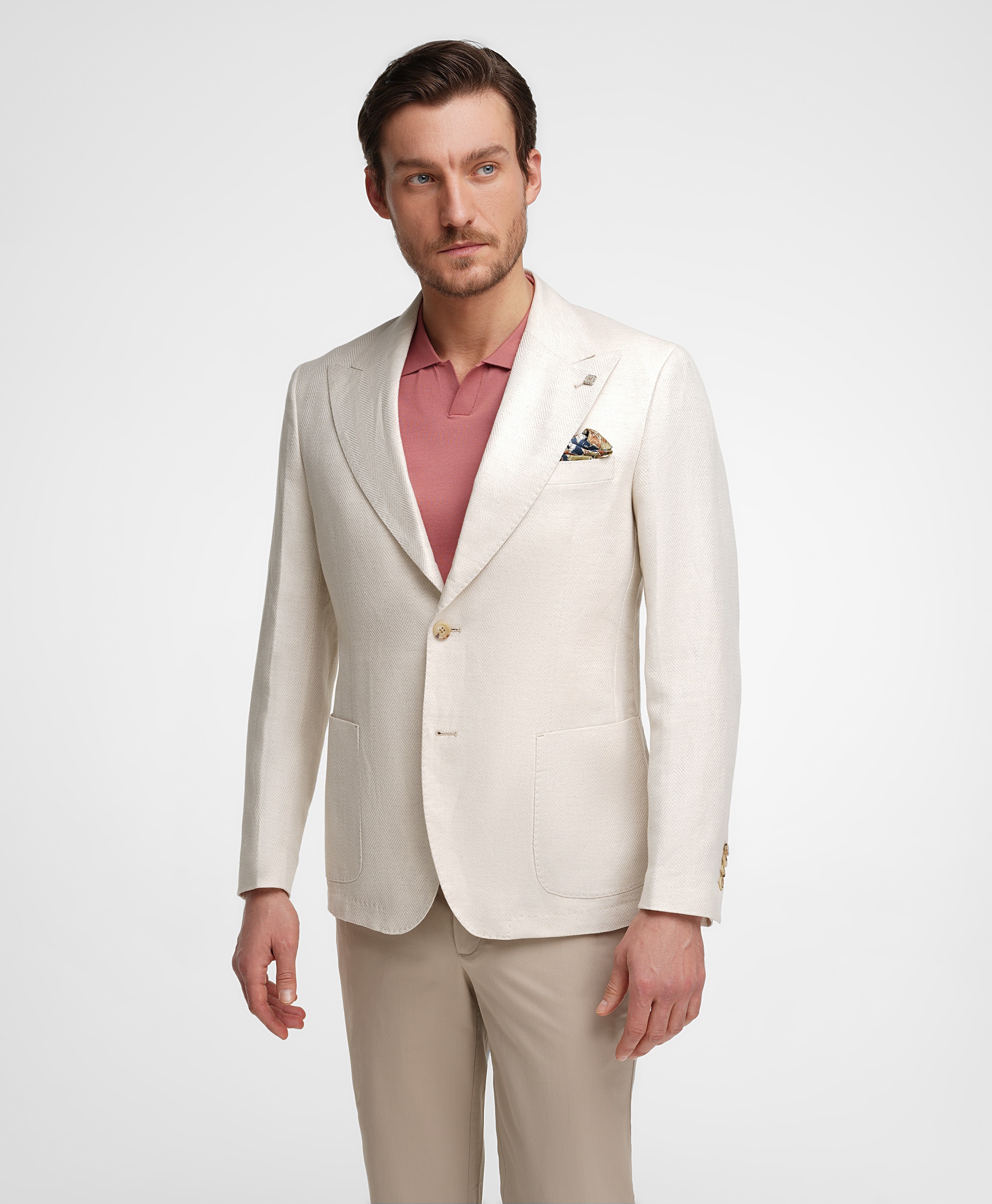 Пиджак из ткани рогожка, прямой силуэт