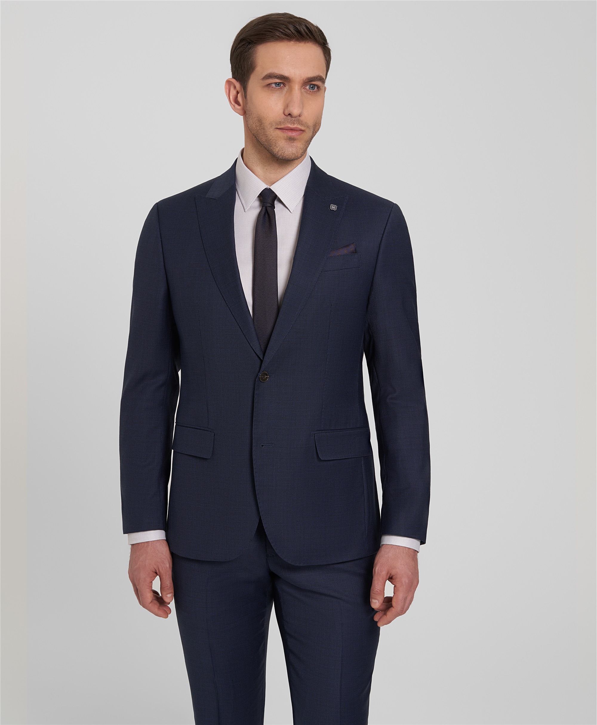 Пиджак костюмный, полуприлегающий силуэт