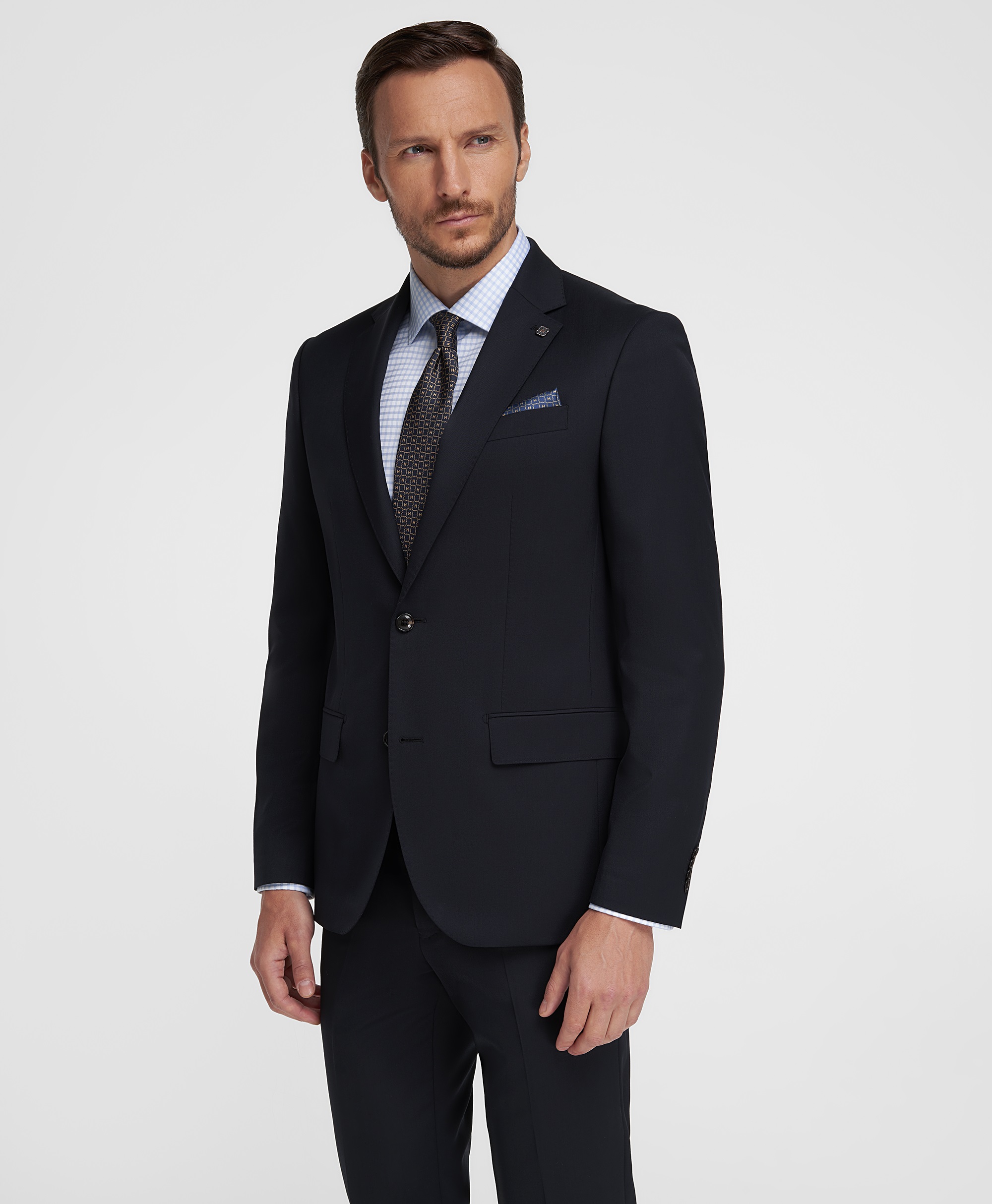 Пиджак костюмный из эластичной ткани, прямой силуэт