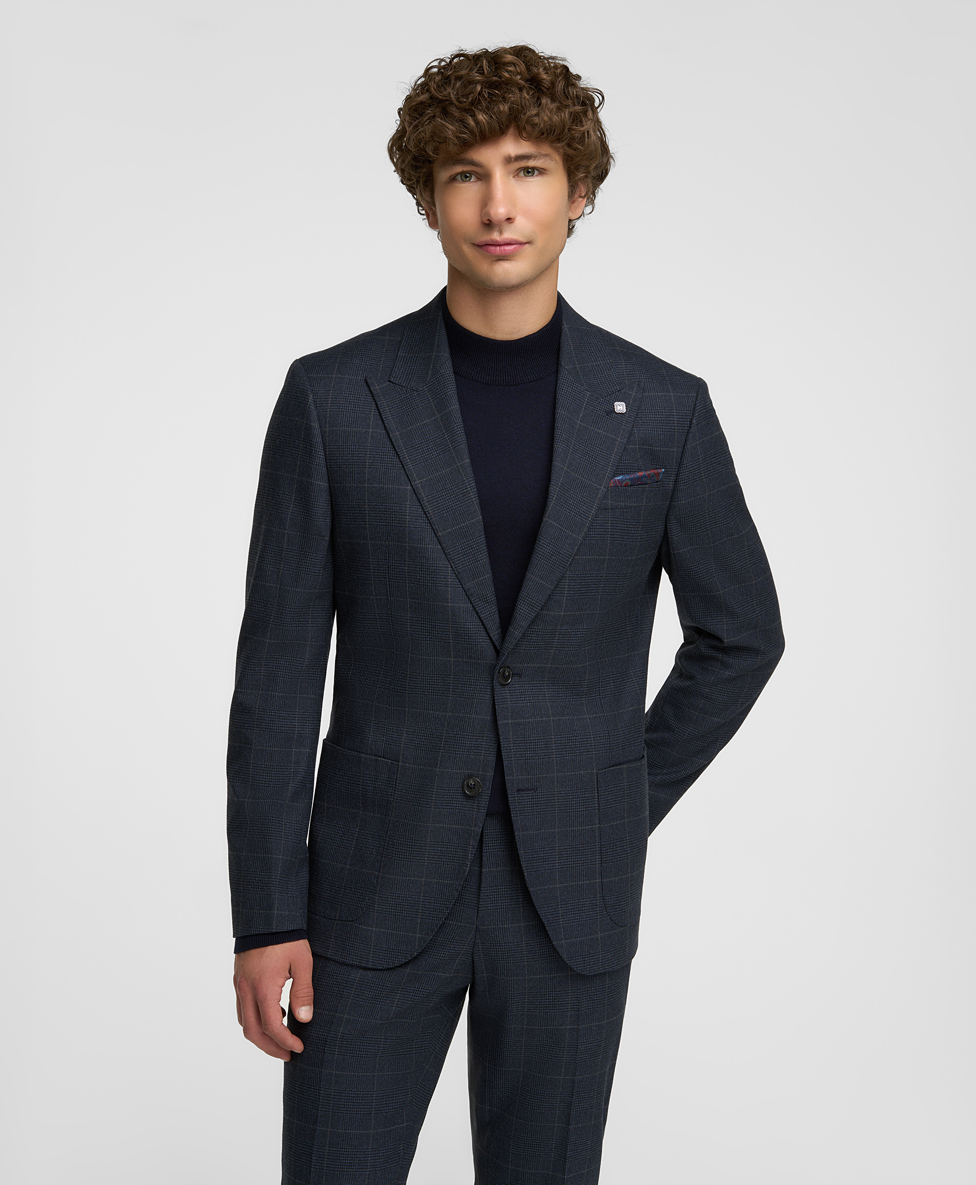 Пиджак костюмный из эластичной ткани, прилегающий силуэт