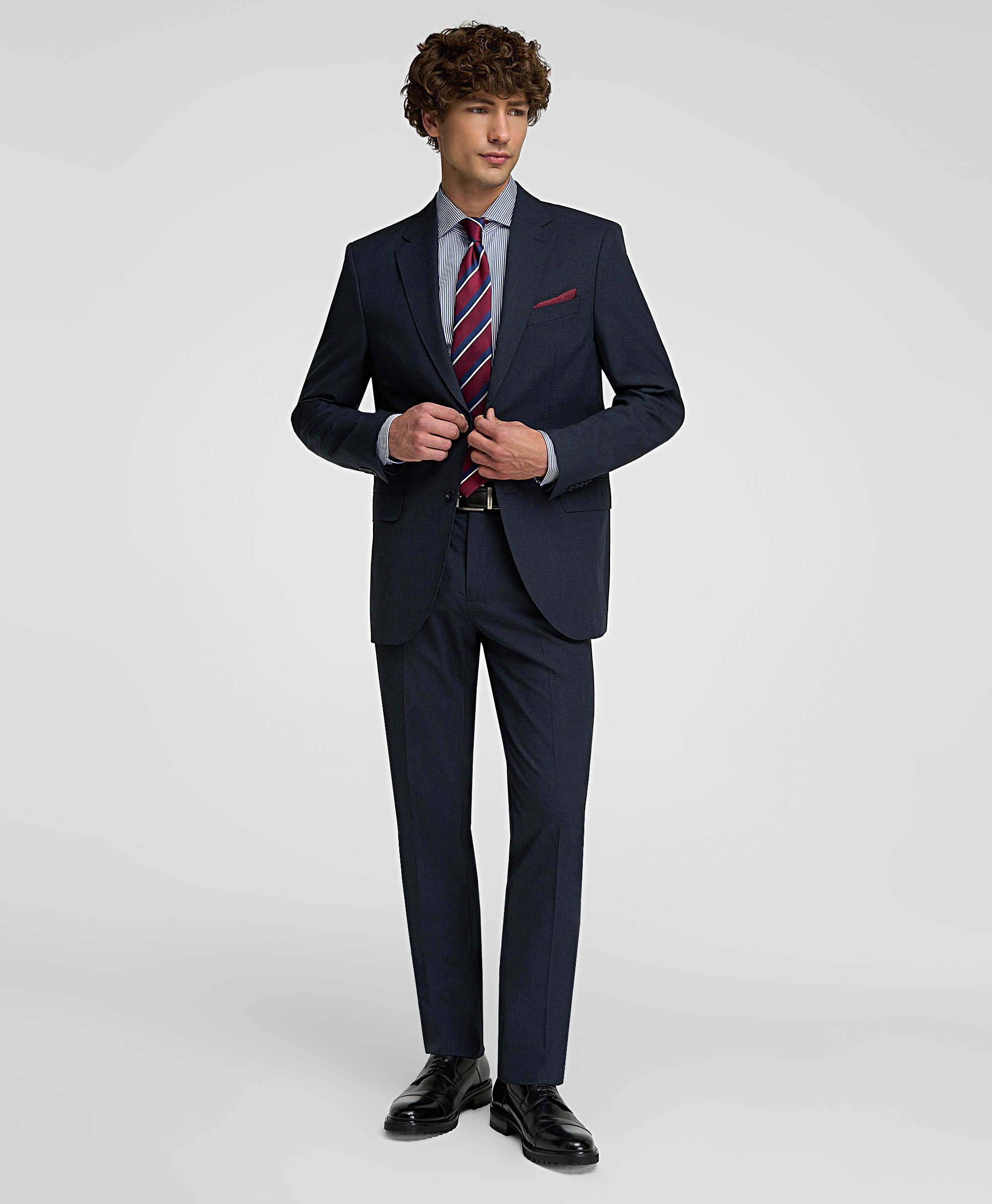 Пиджак костюмный из эластичной ткани, прямой силуэт