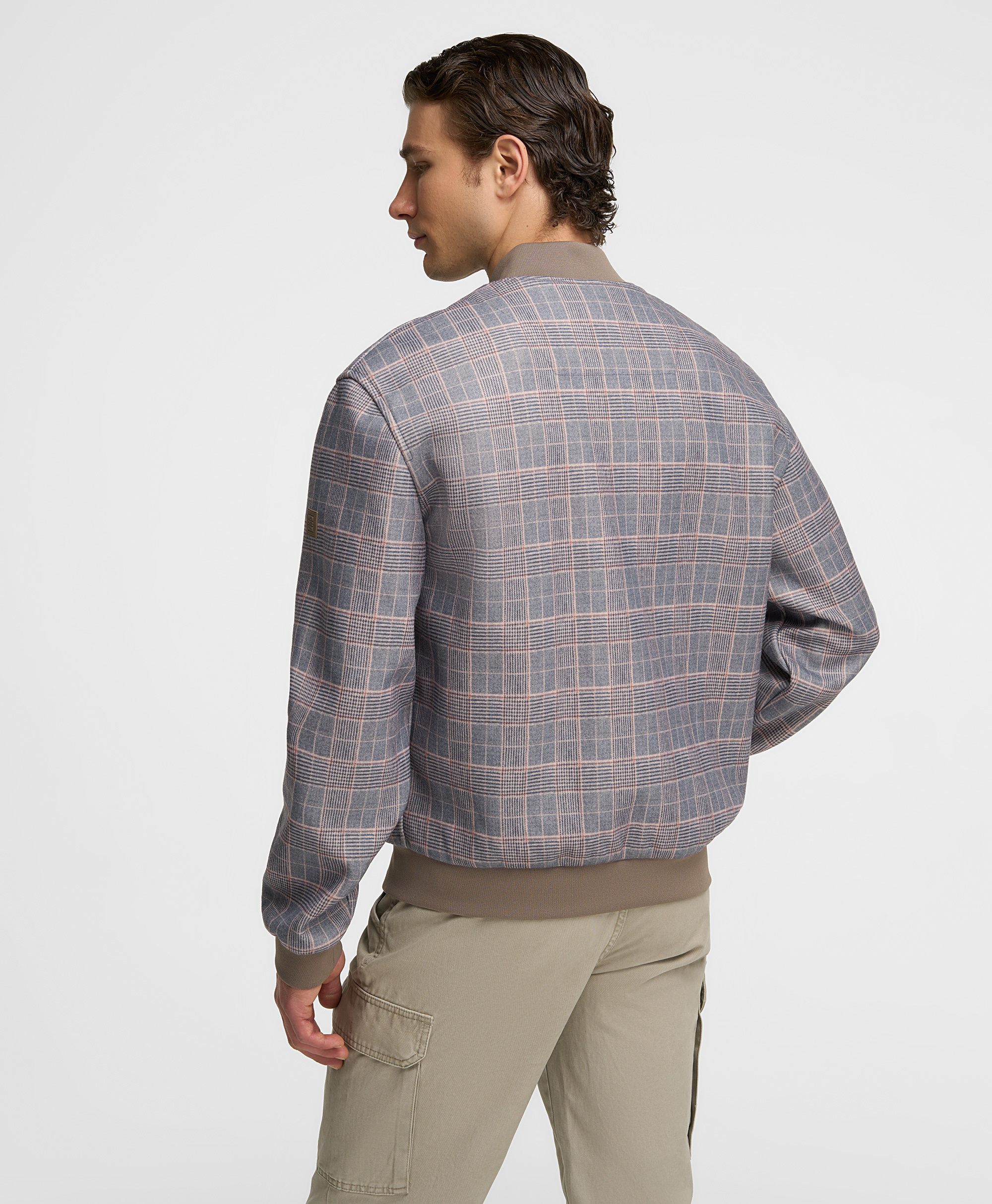 Толстовка-бомбер на молнии