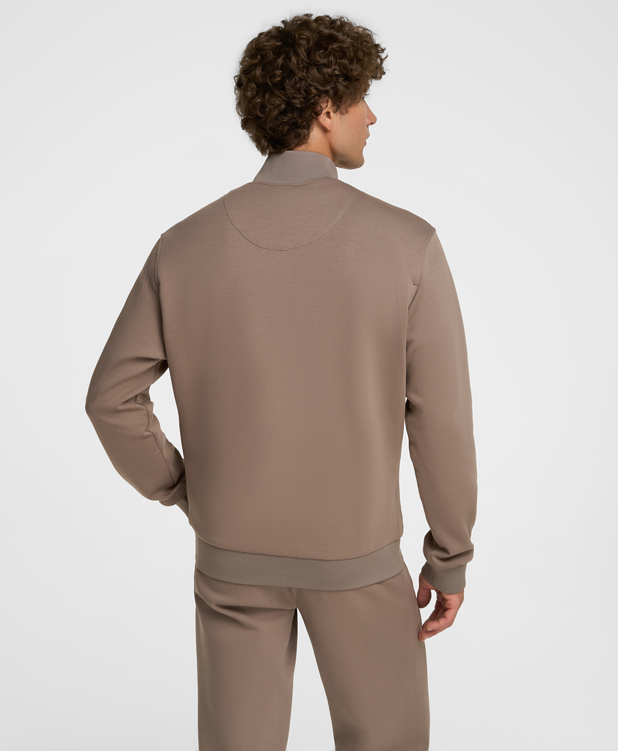 Толстовка-бомбер на молнии