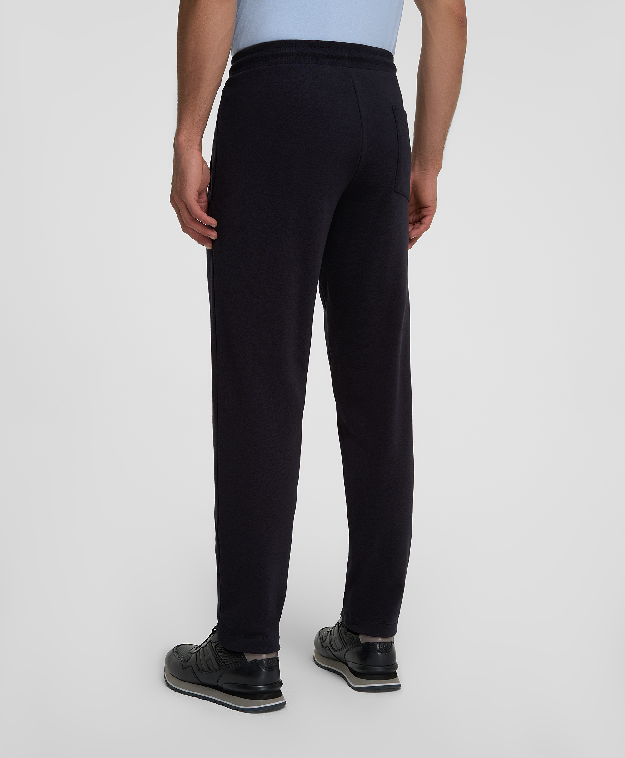 Брюки трикотажные