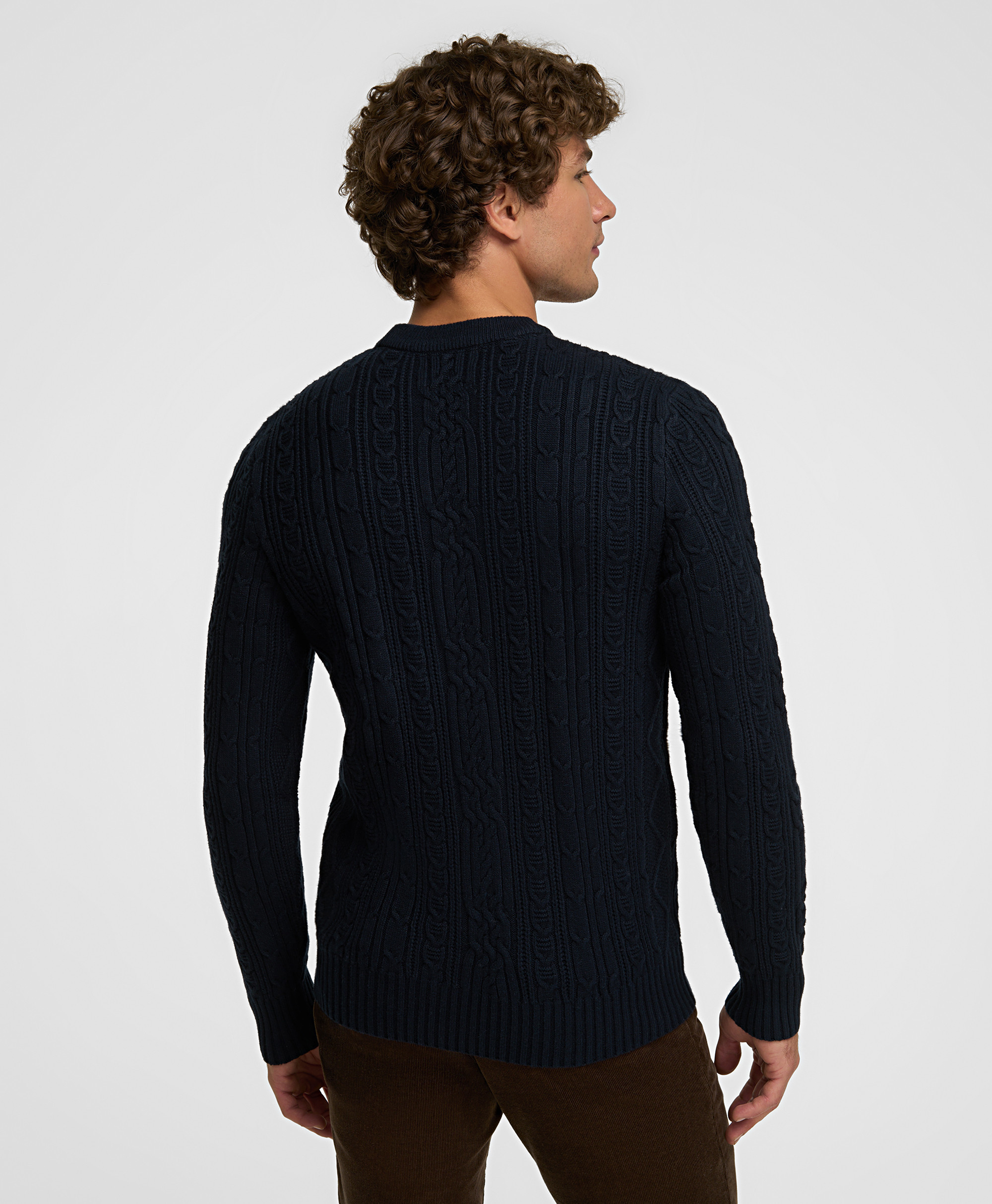 Пуловер трикотажный