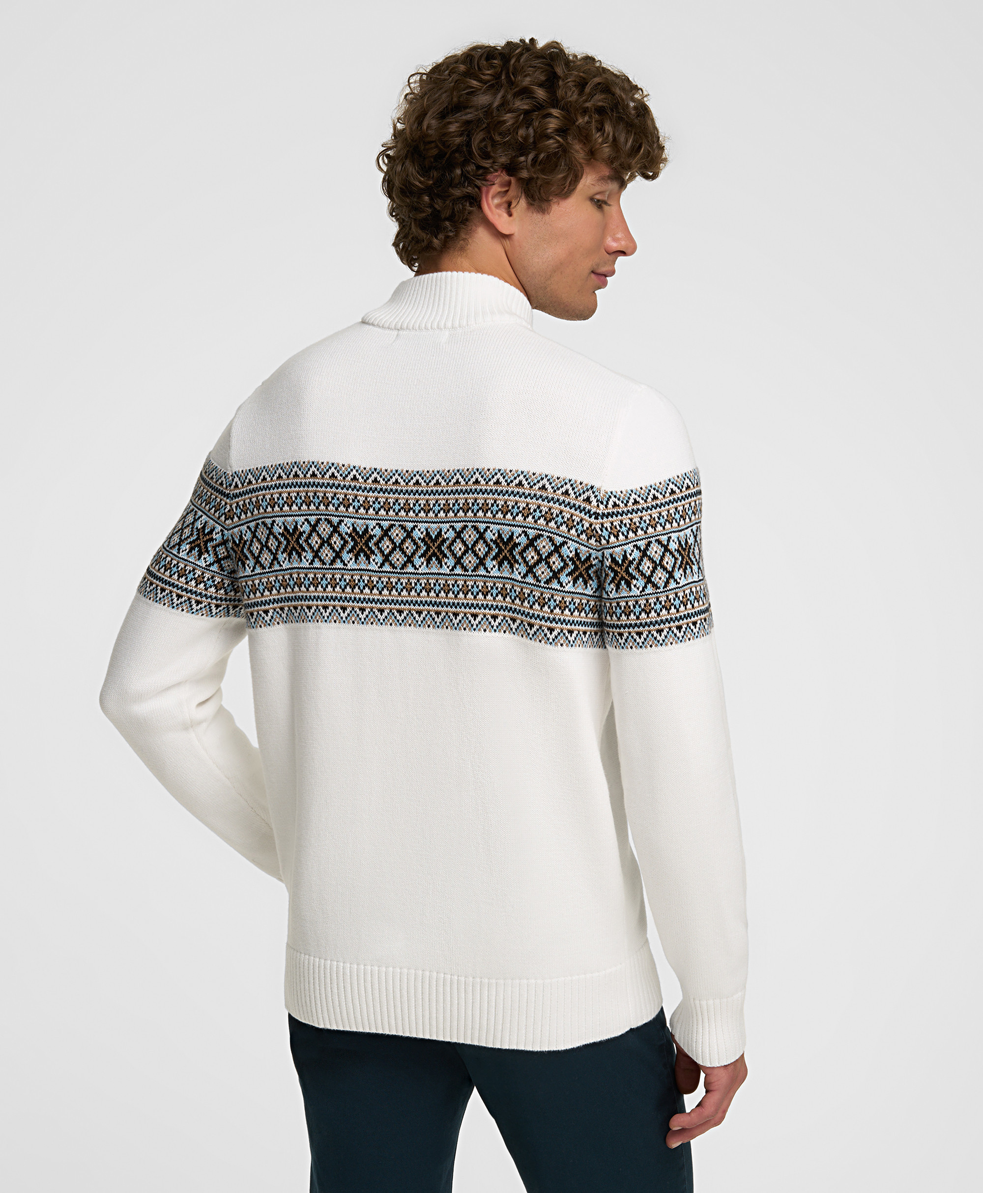 Пуловер трикотажный