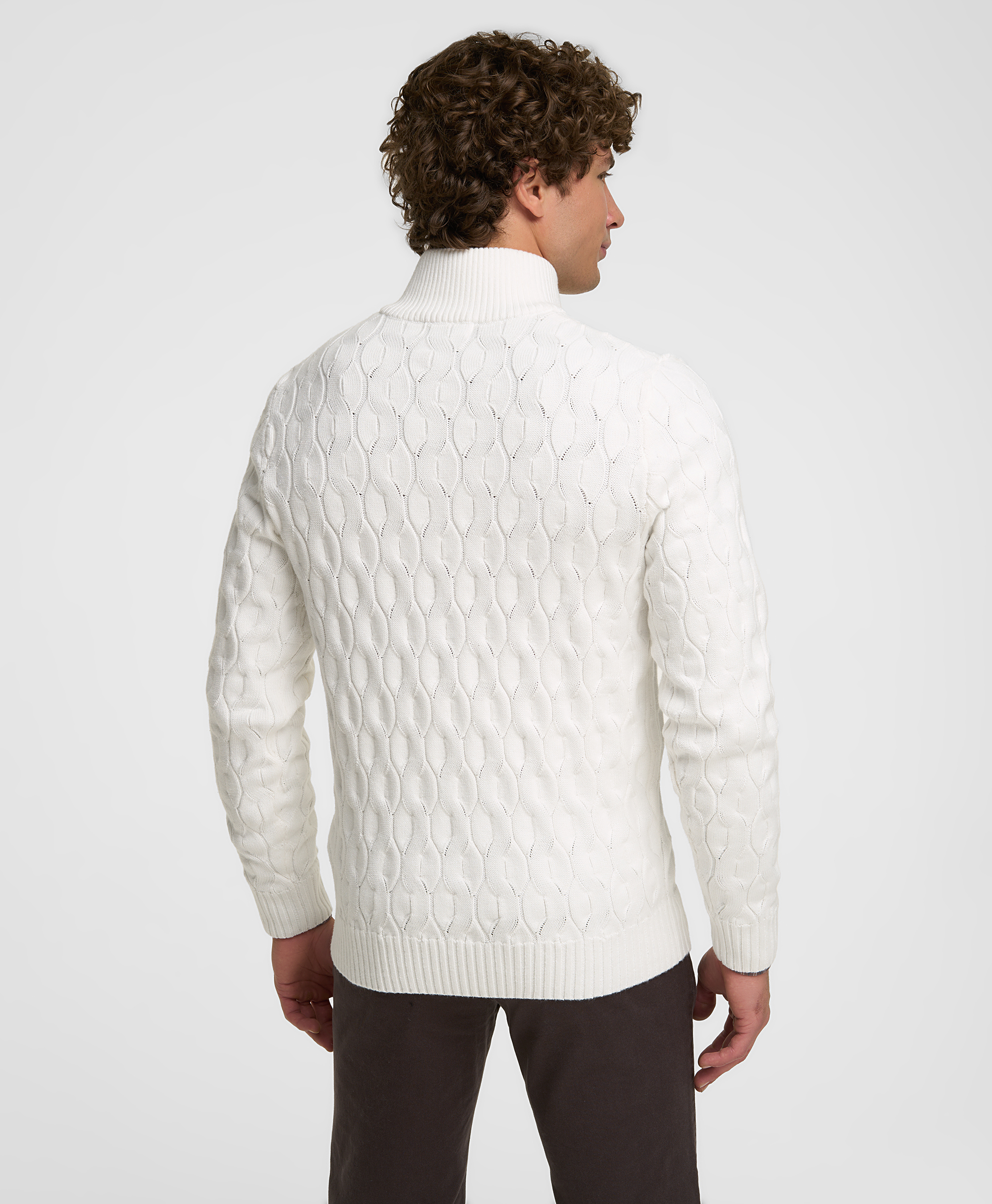 Пуловер трикотажный