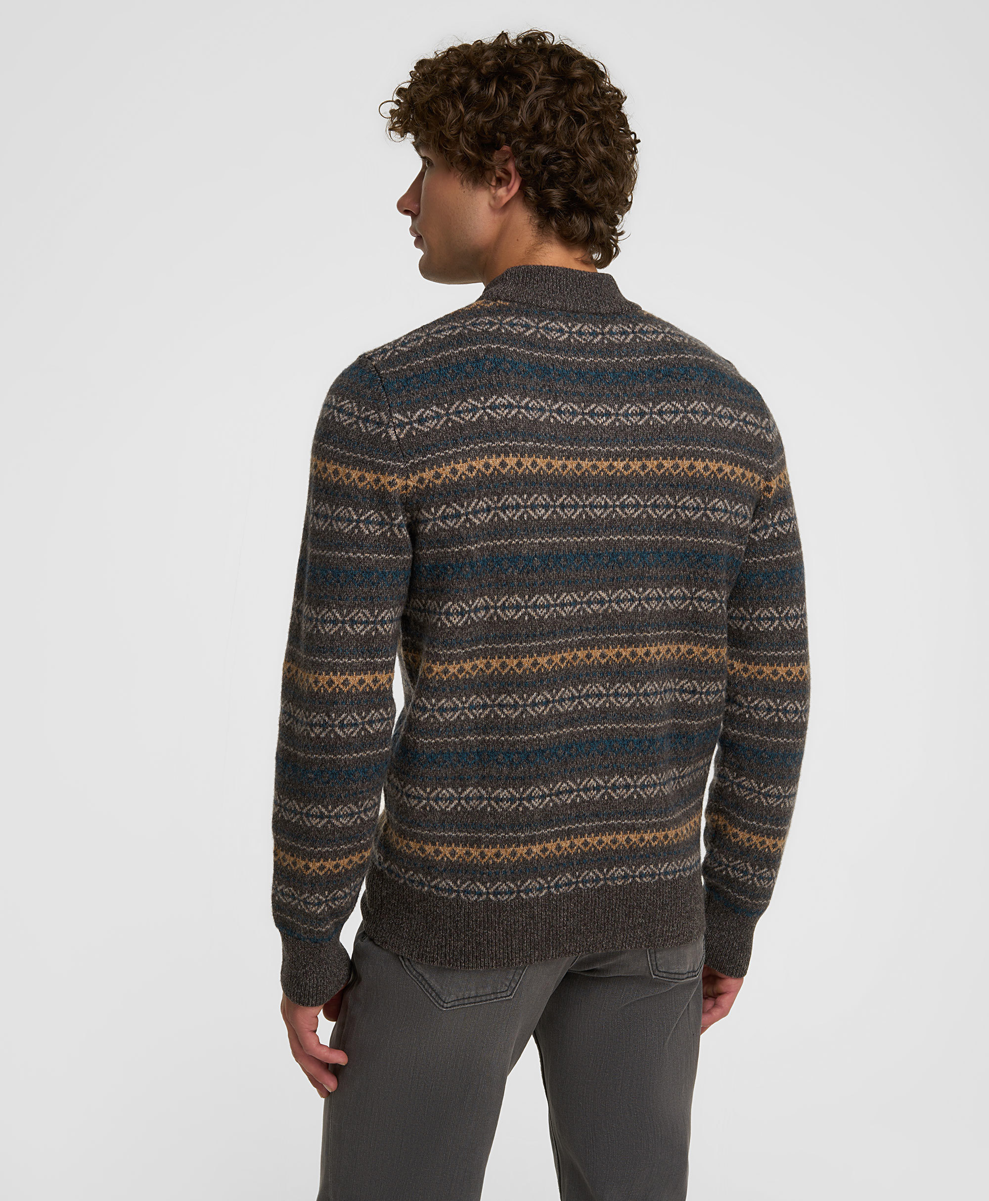 Пуловер трикотажный