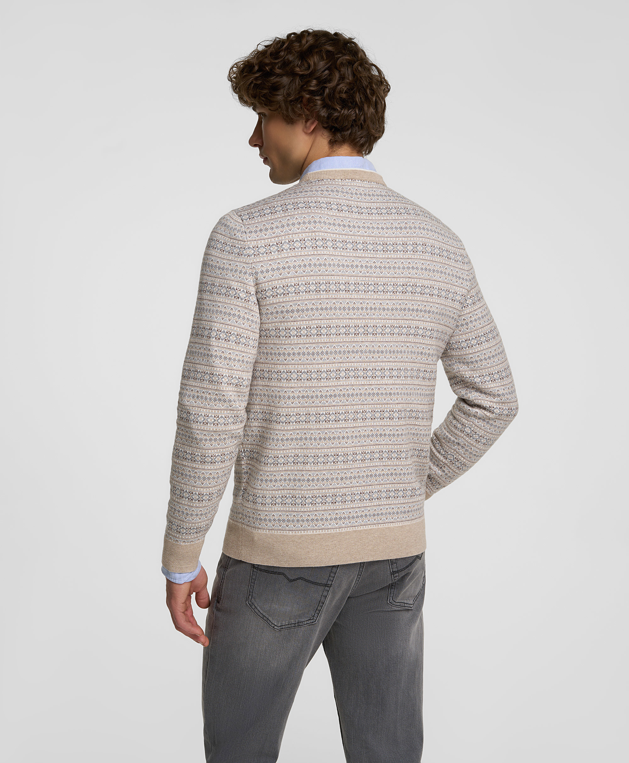 Пуловер трикотажный