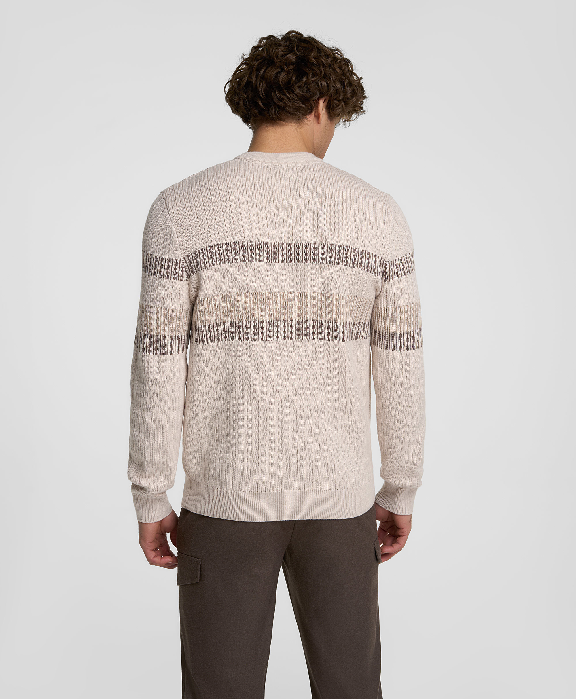 Пуловер трикотажный