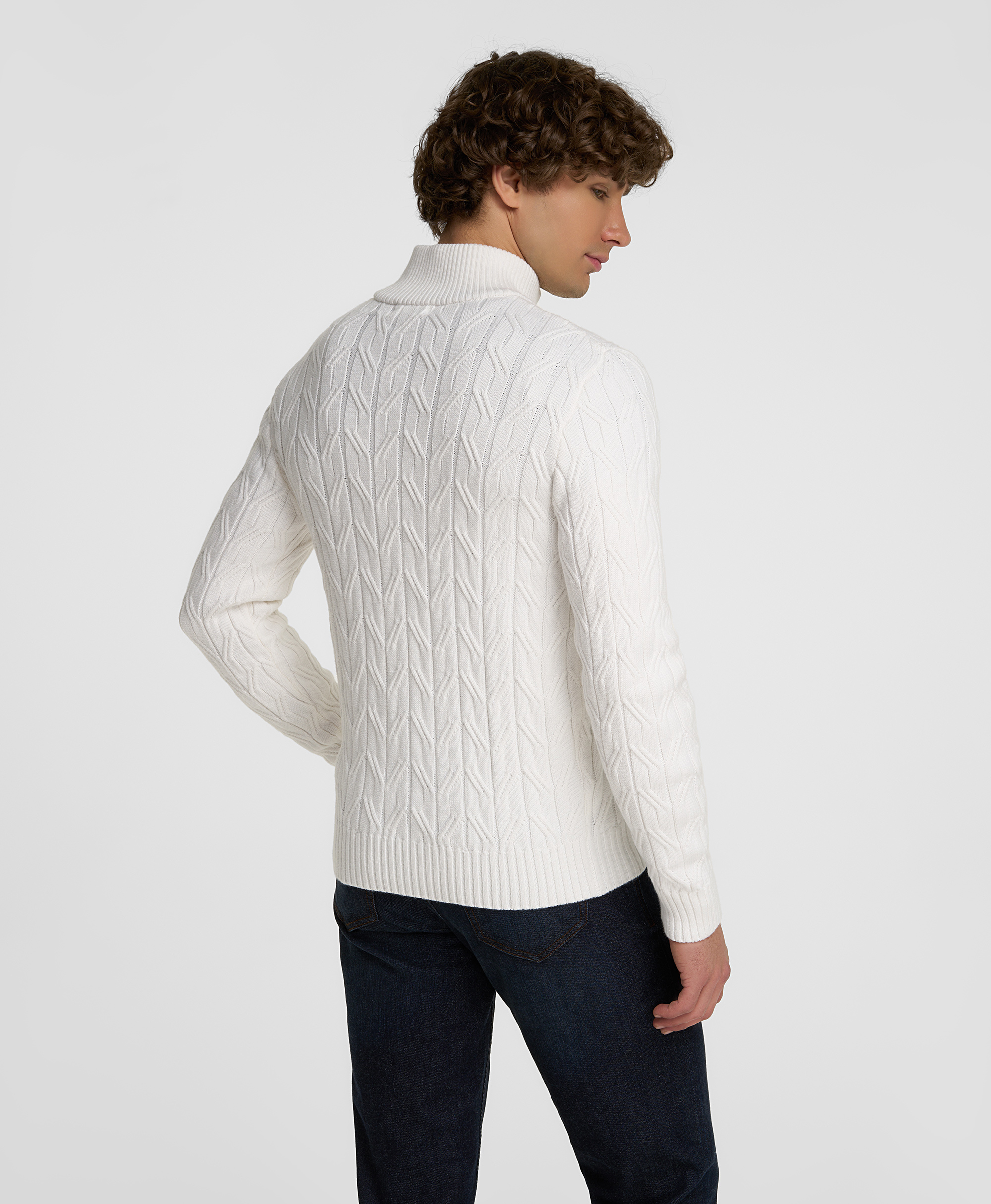 Пуловер трикотажный