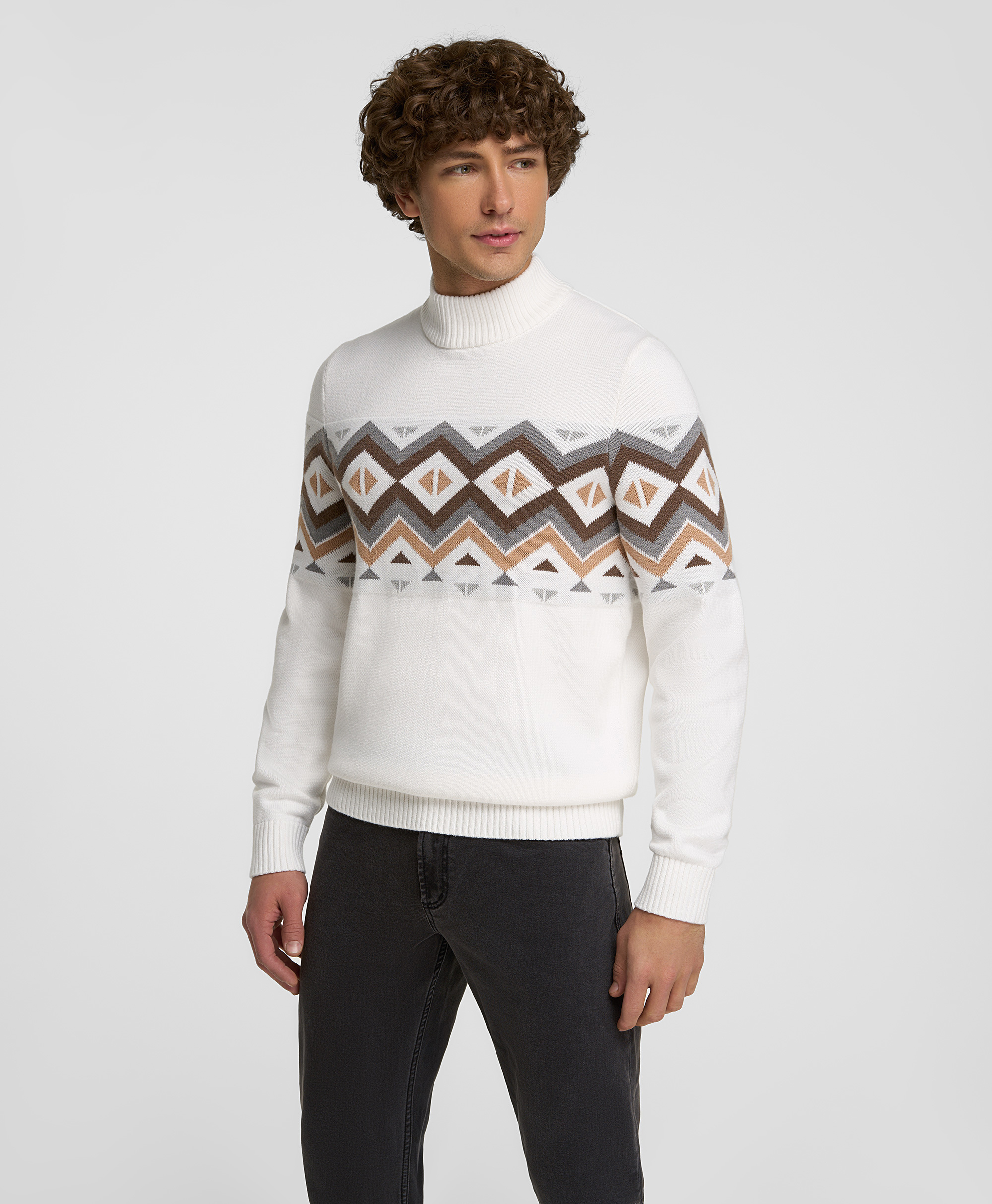 Пуловер трикотажный