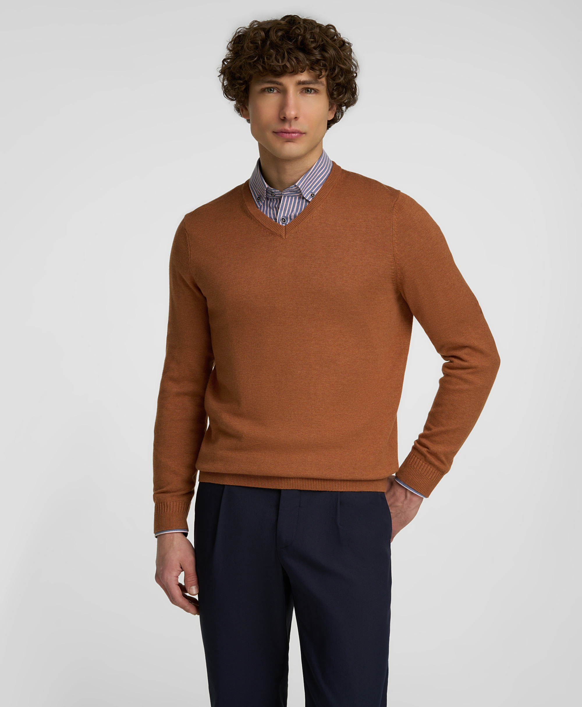 Пуловер HENDERSON