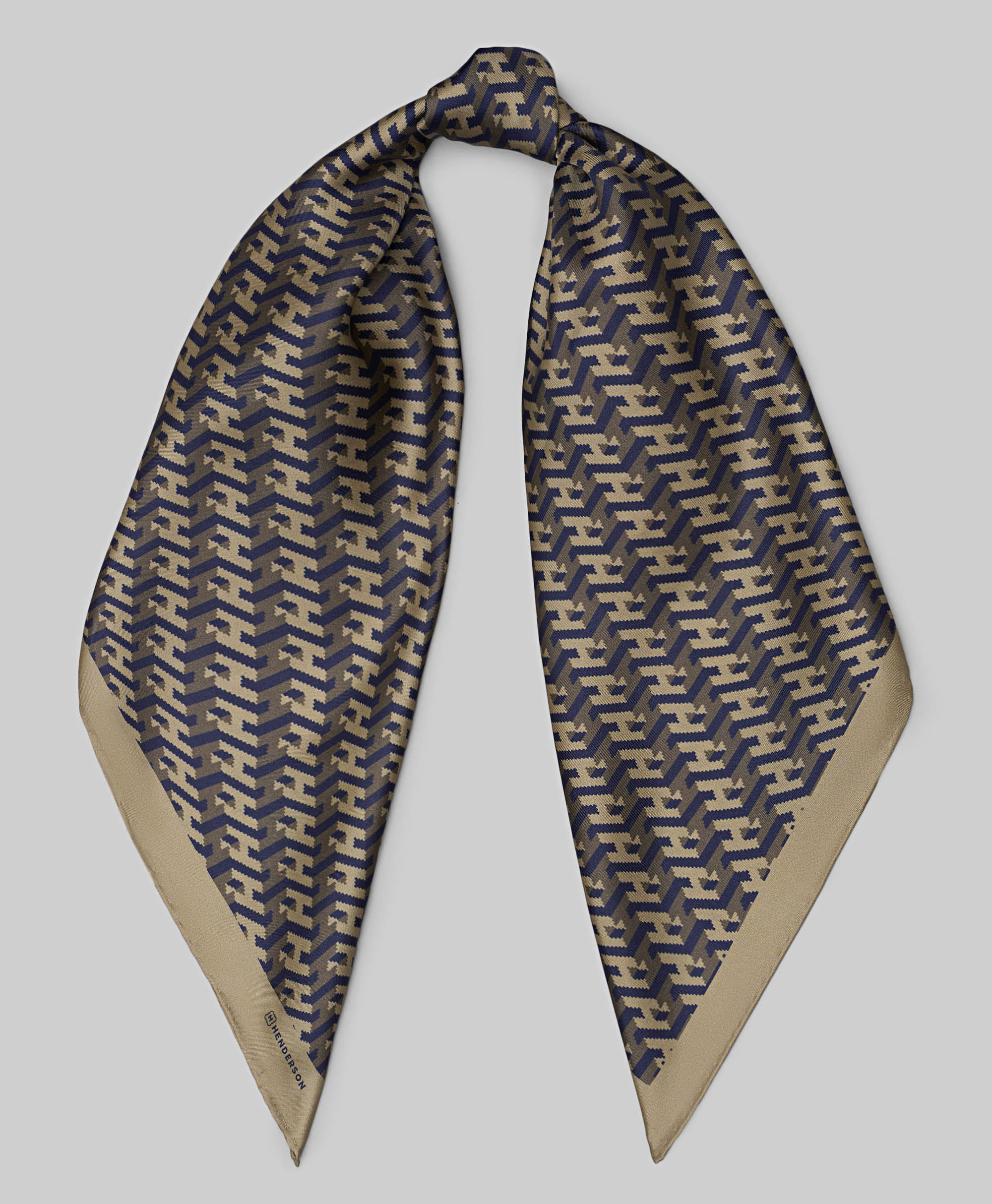 Платок шейный шелковый