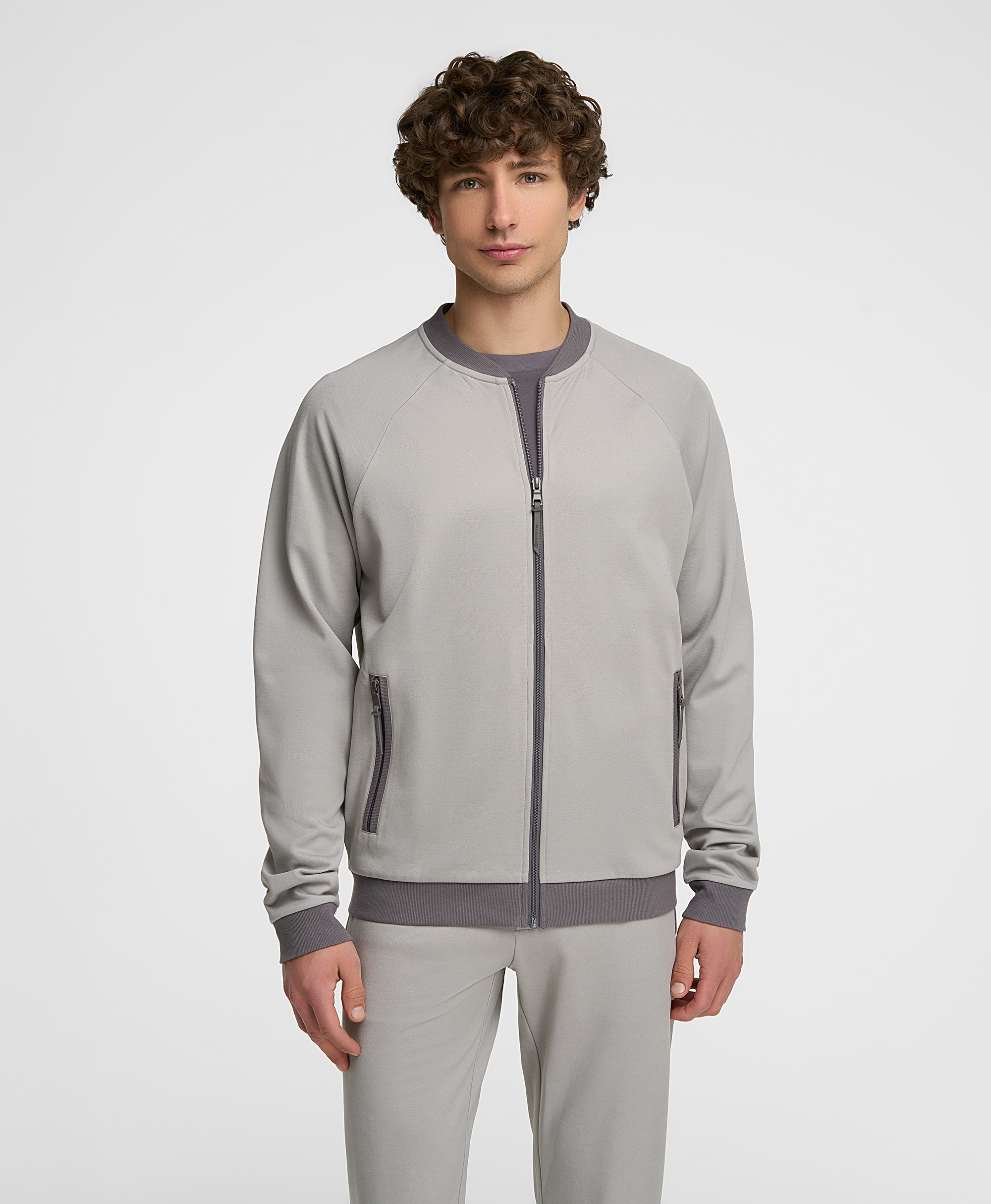 Толстовка-бомбер, домашняя