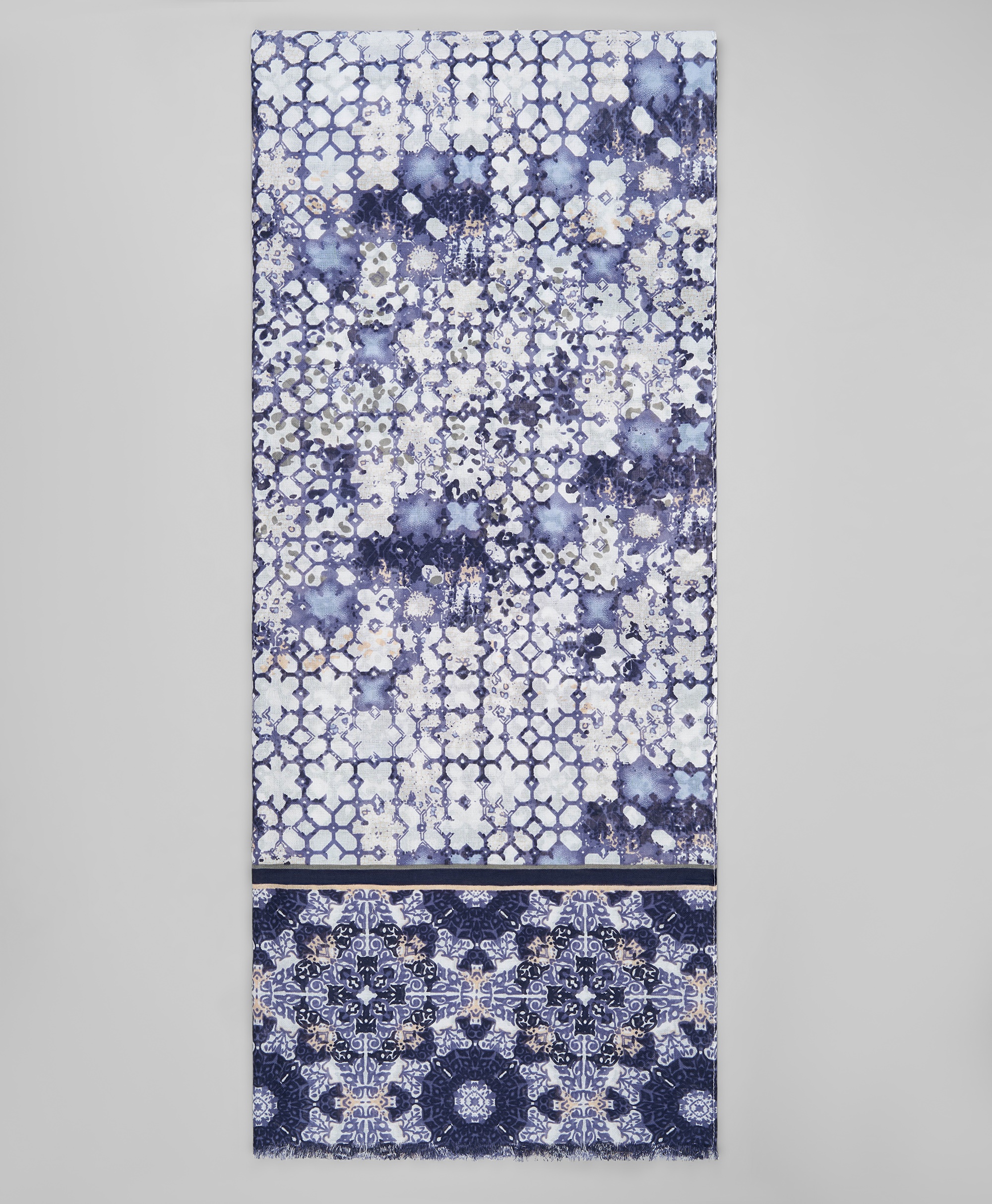 Шарф-палантин текстильный