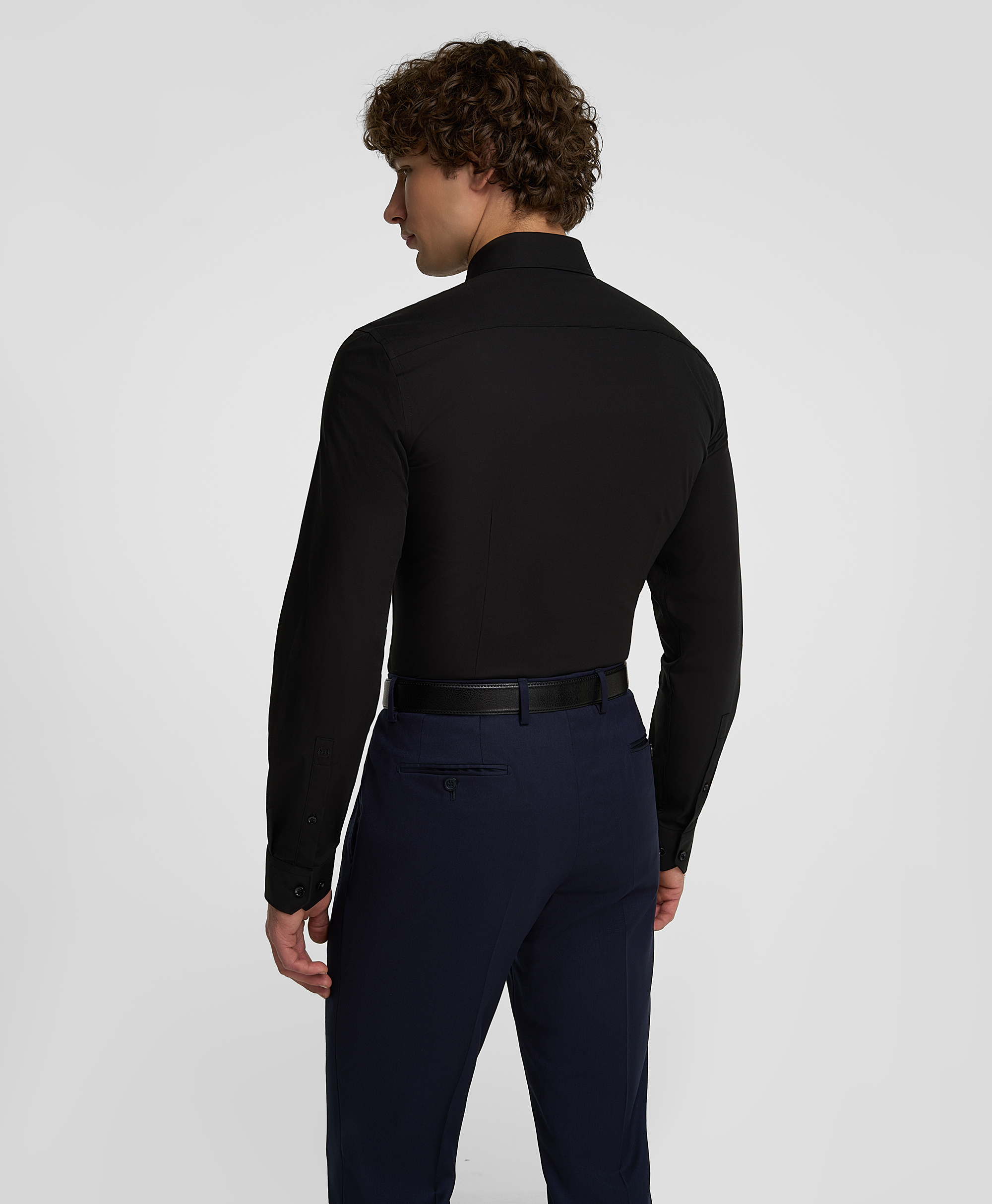 Рубашка из ткани стрейч, прилегающий силуэт