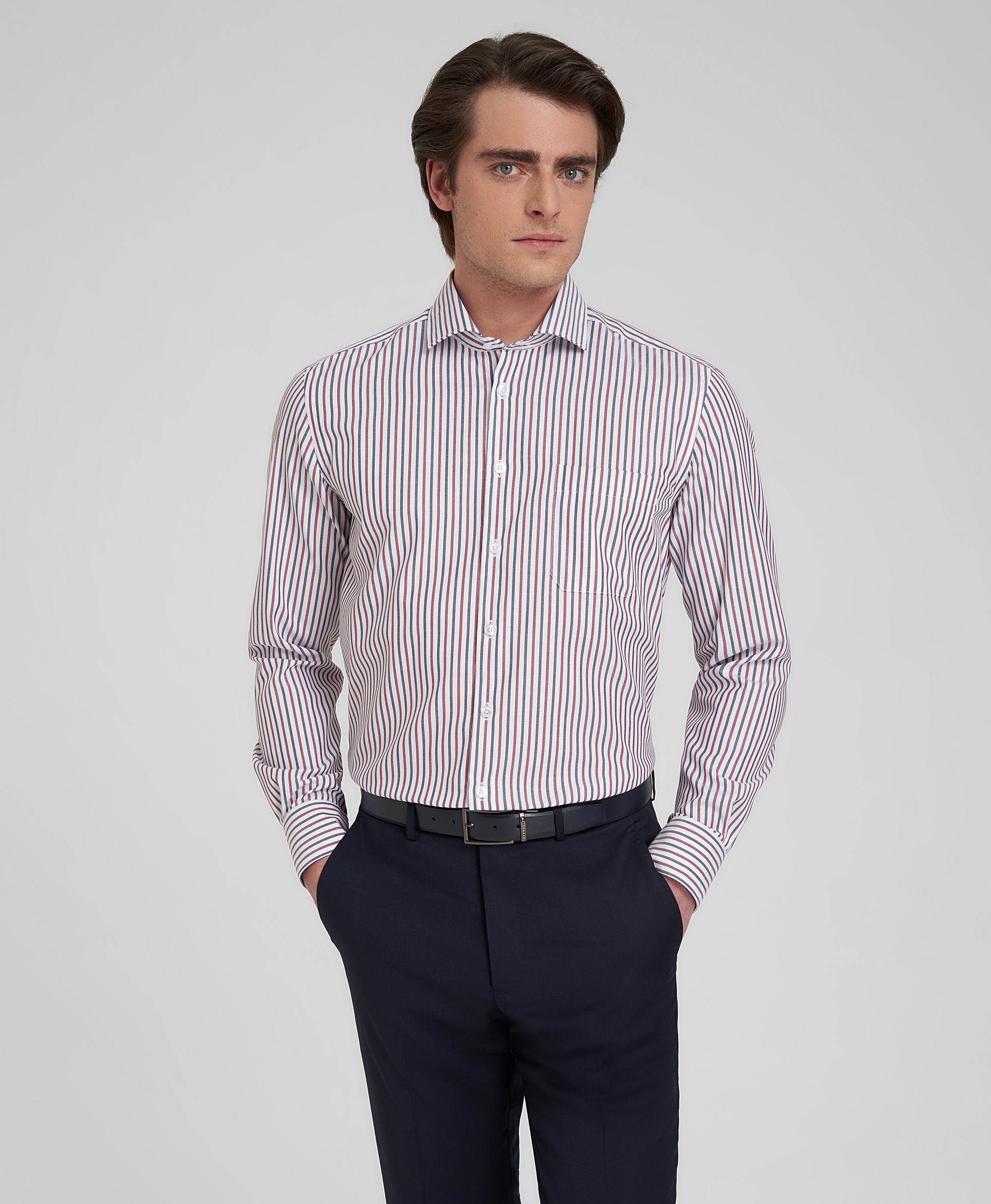 Рубашка хлопковая, не требует утюжки, прямой силуэт