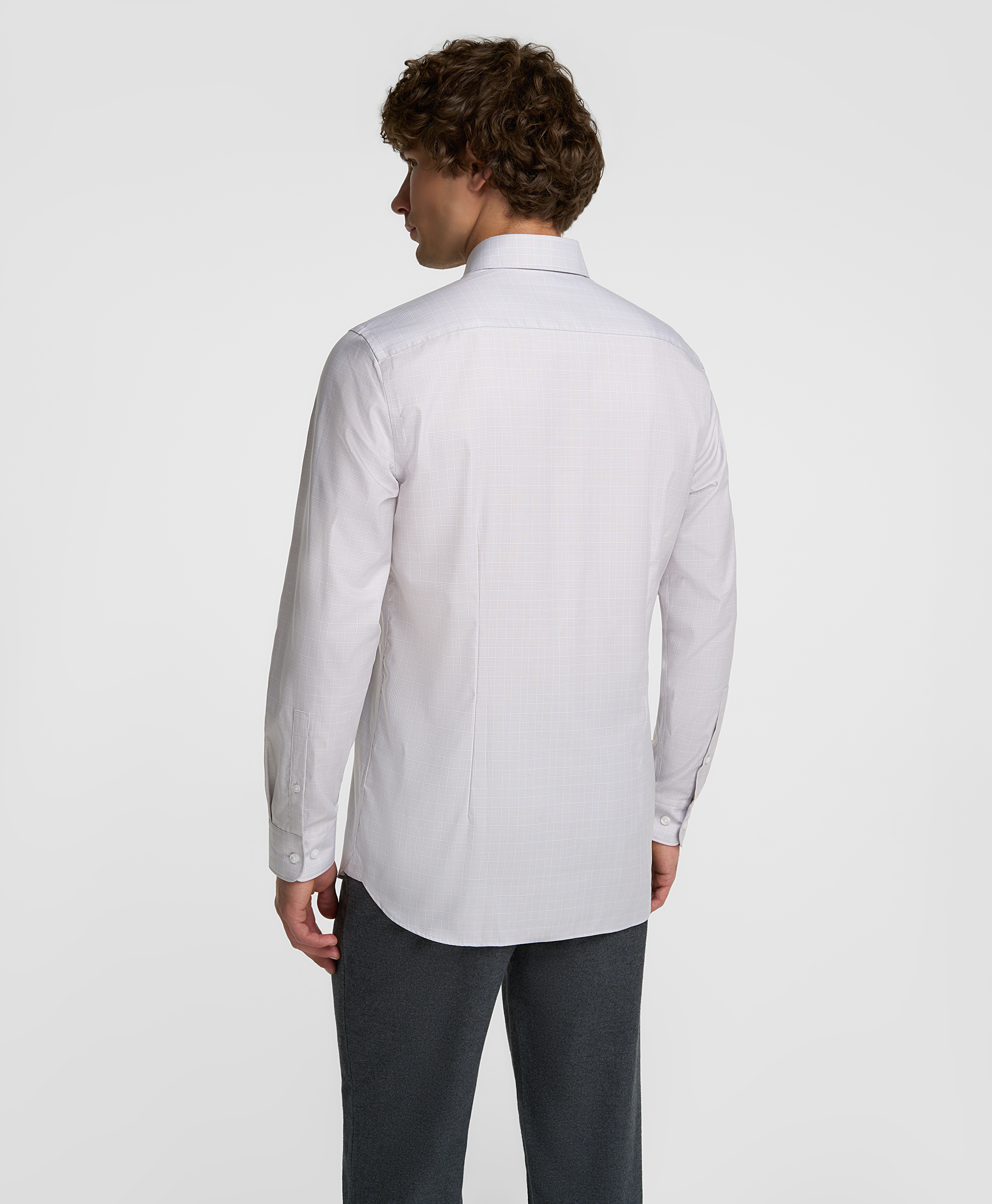 Рубашка хлопковая, не требует утюжки, полуприлегающий силуэт