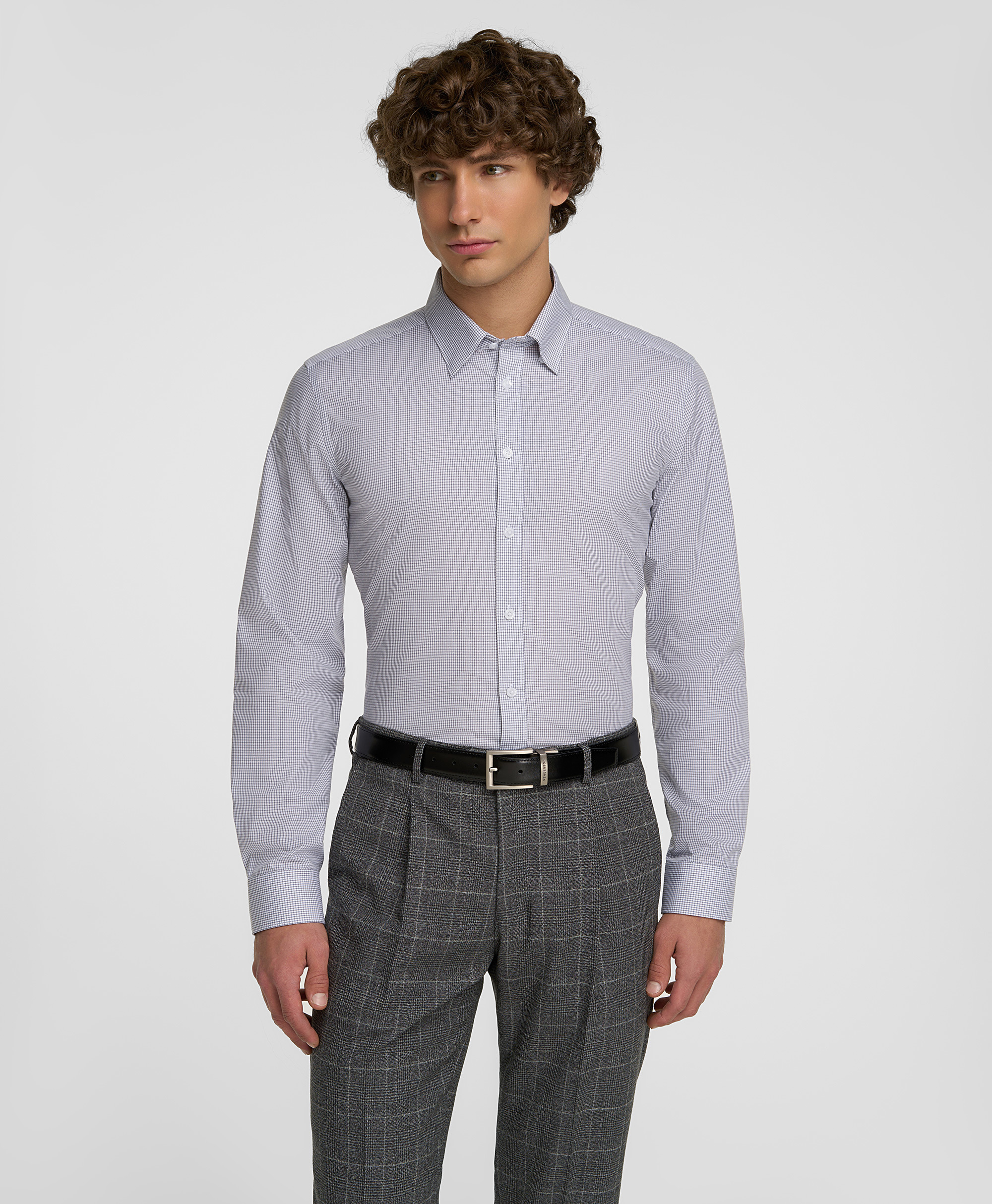 Рубашка хлопковая, легкая в уходе, прилегающий силуэт