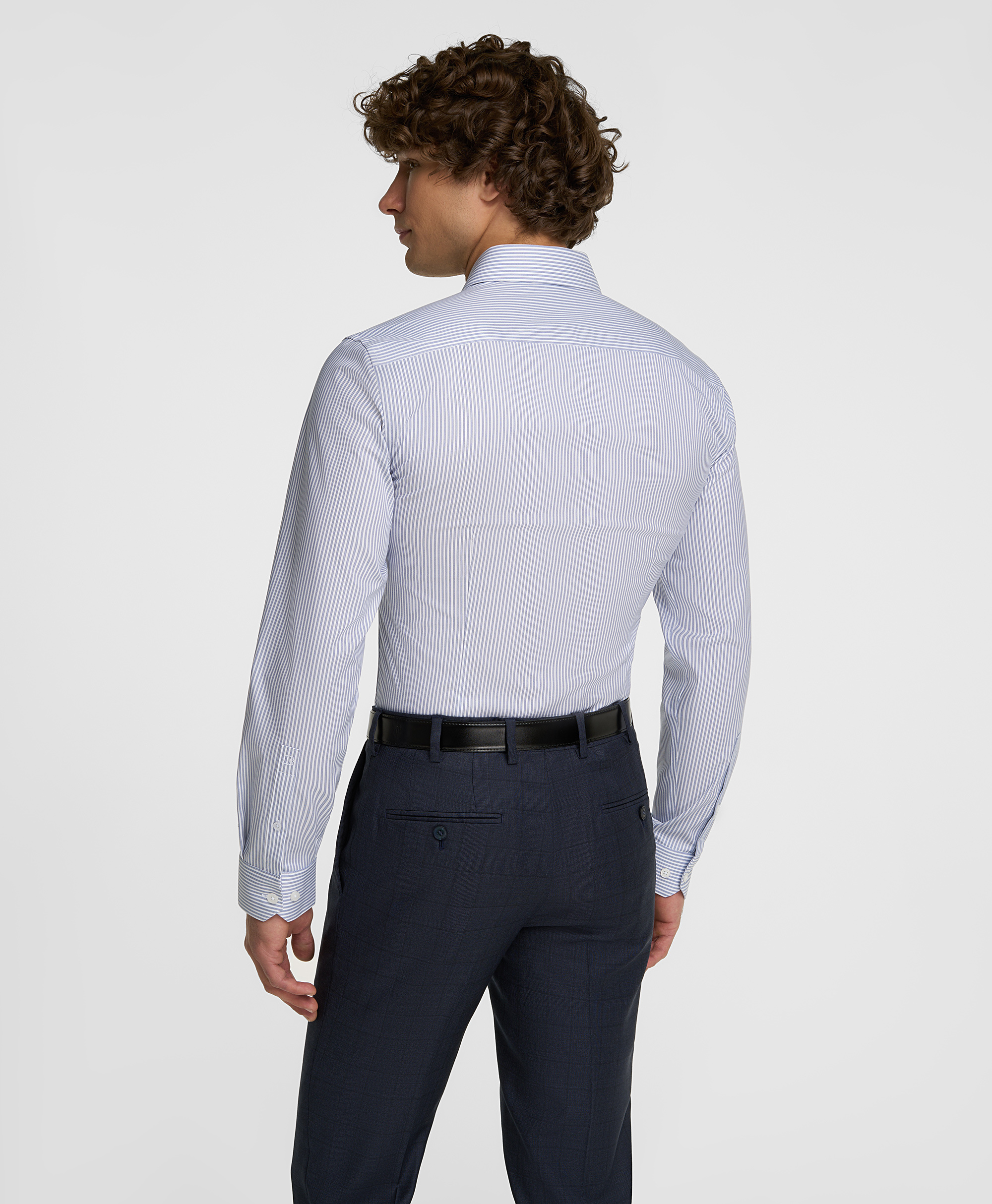 Рубашка из ткани стрейч, прилегающий силуэт