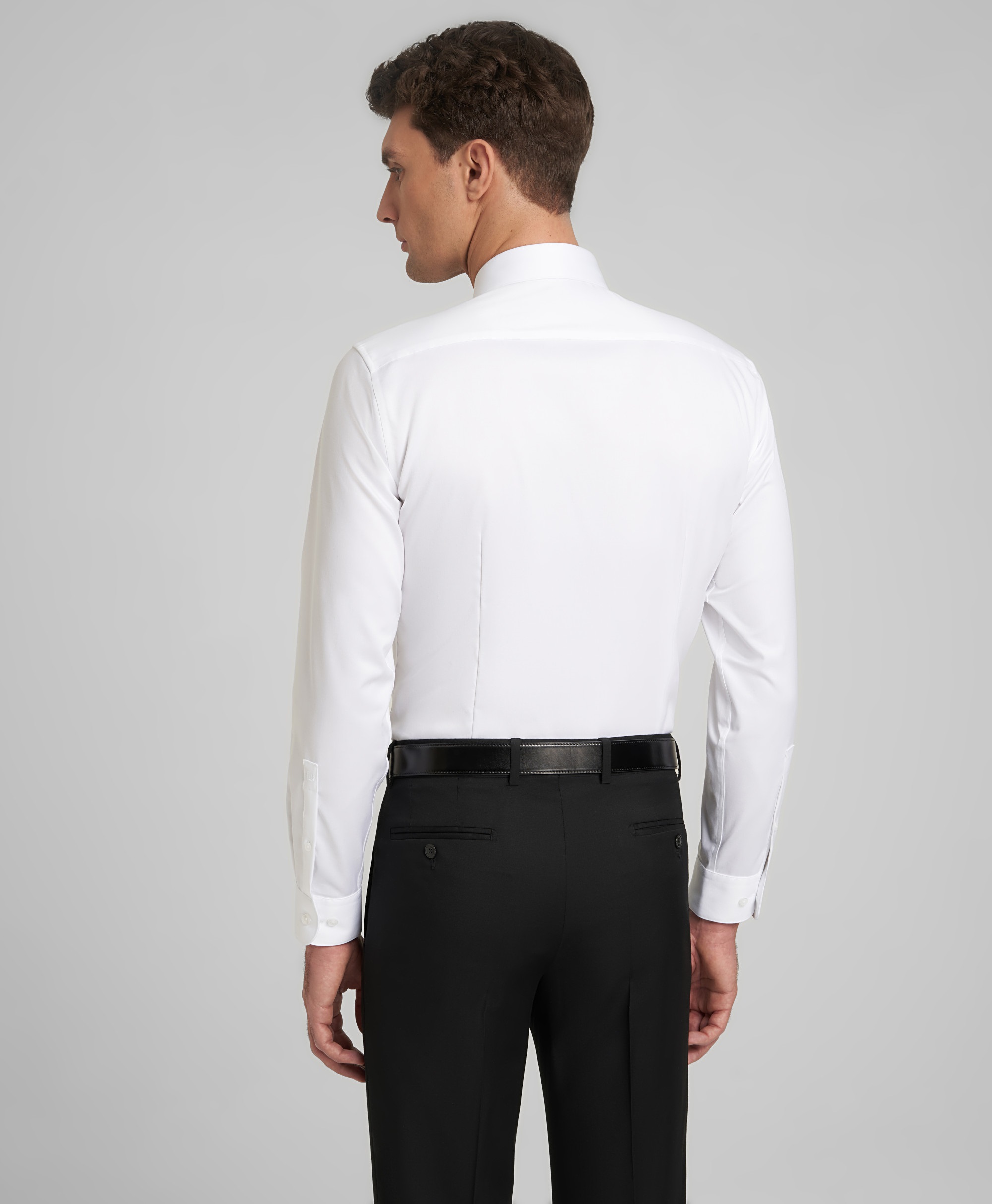 Рубашка из ткани стрейч, прилегающий силуэт